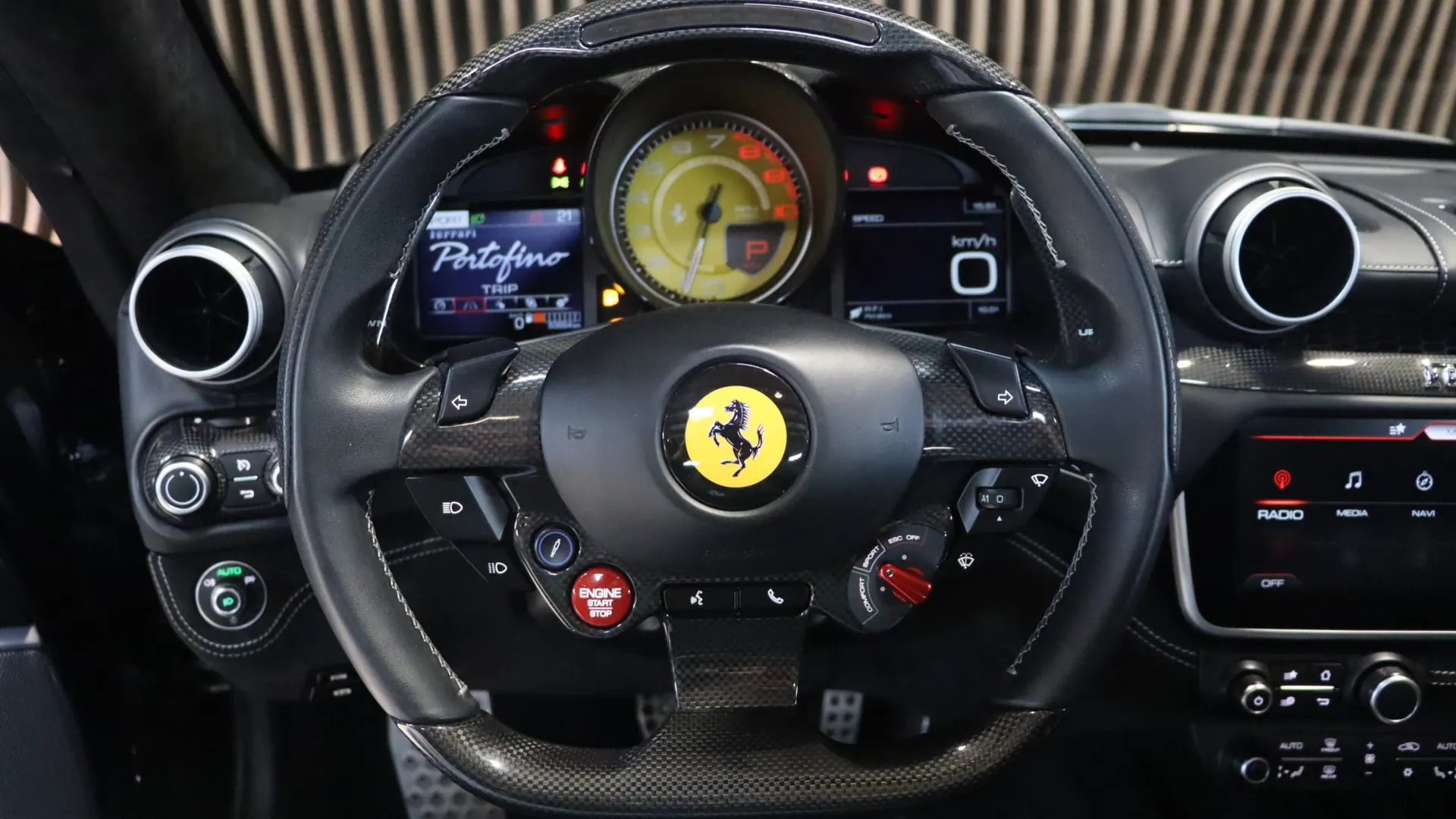 Ferrari PORTOFINO — photo 10