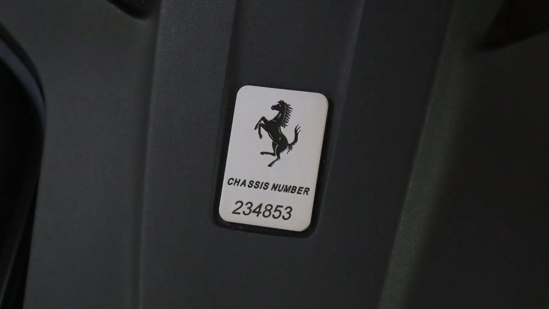 Ferrari GTC4 — photo 44