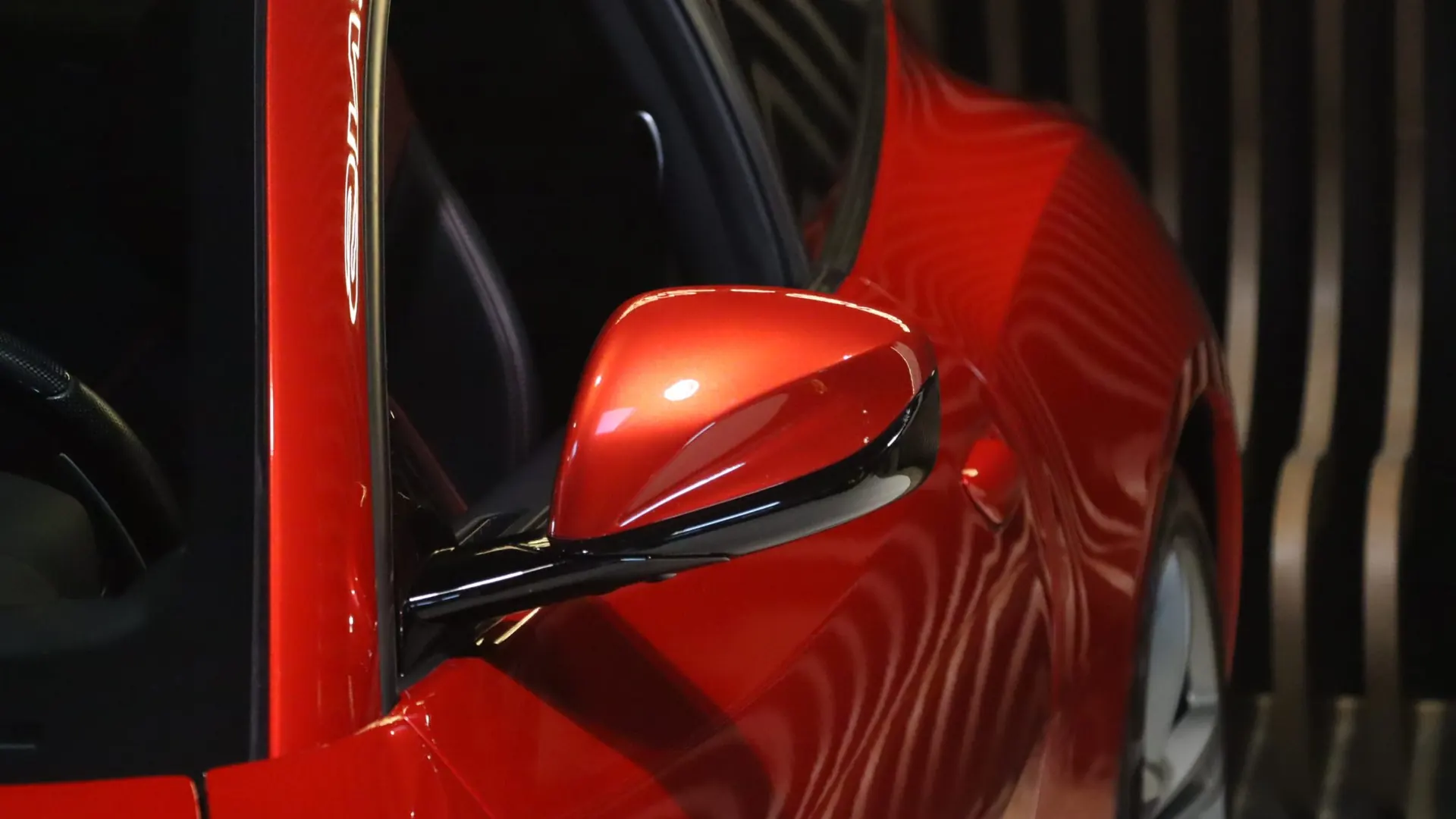 Ferrari GTC4 — photo 50