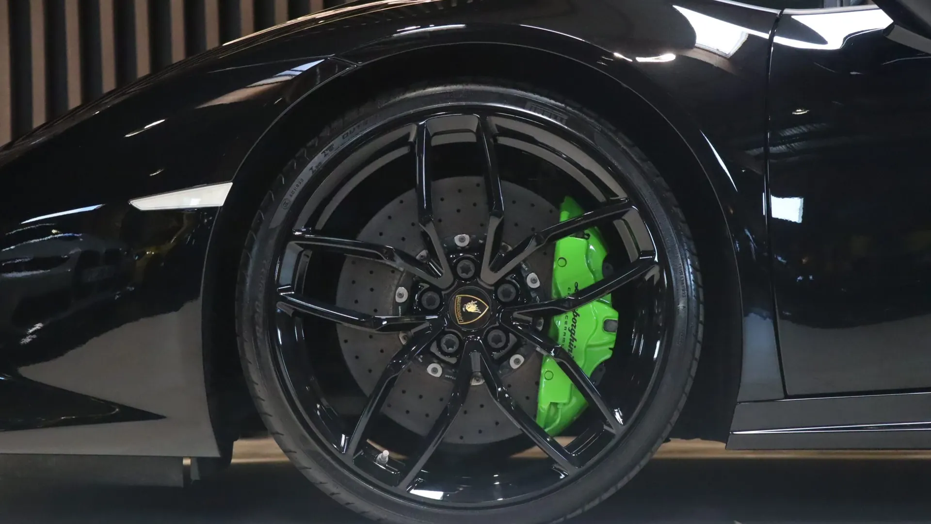 Lamborghini HURACAN — photo 38