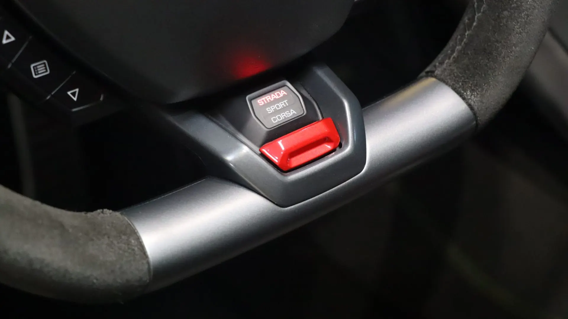 Lamborghini HURACAN — photo 21