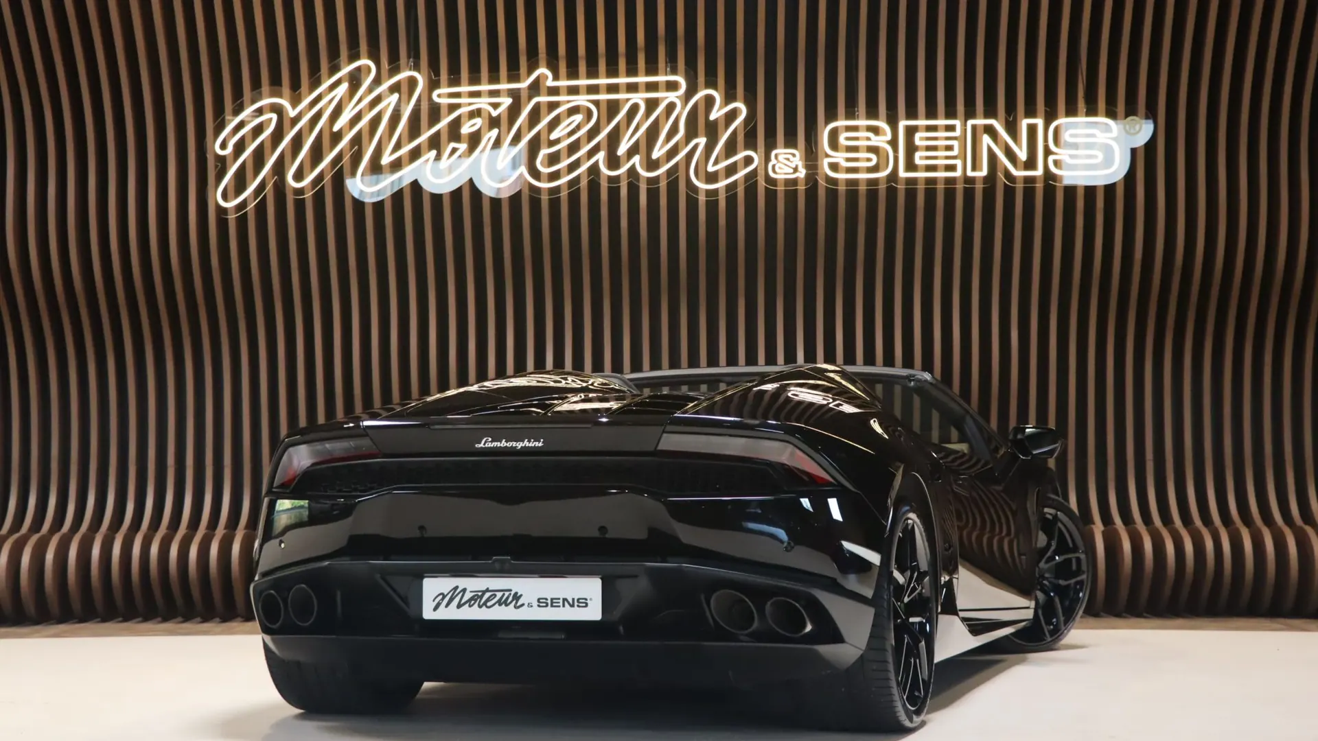 Lamborghini HURACAN — photo 2
