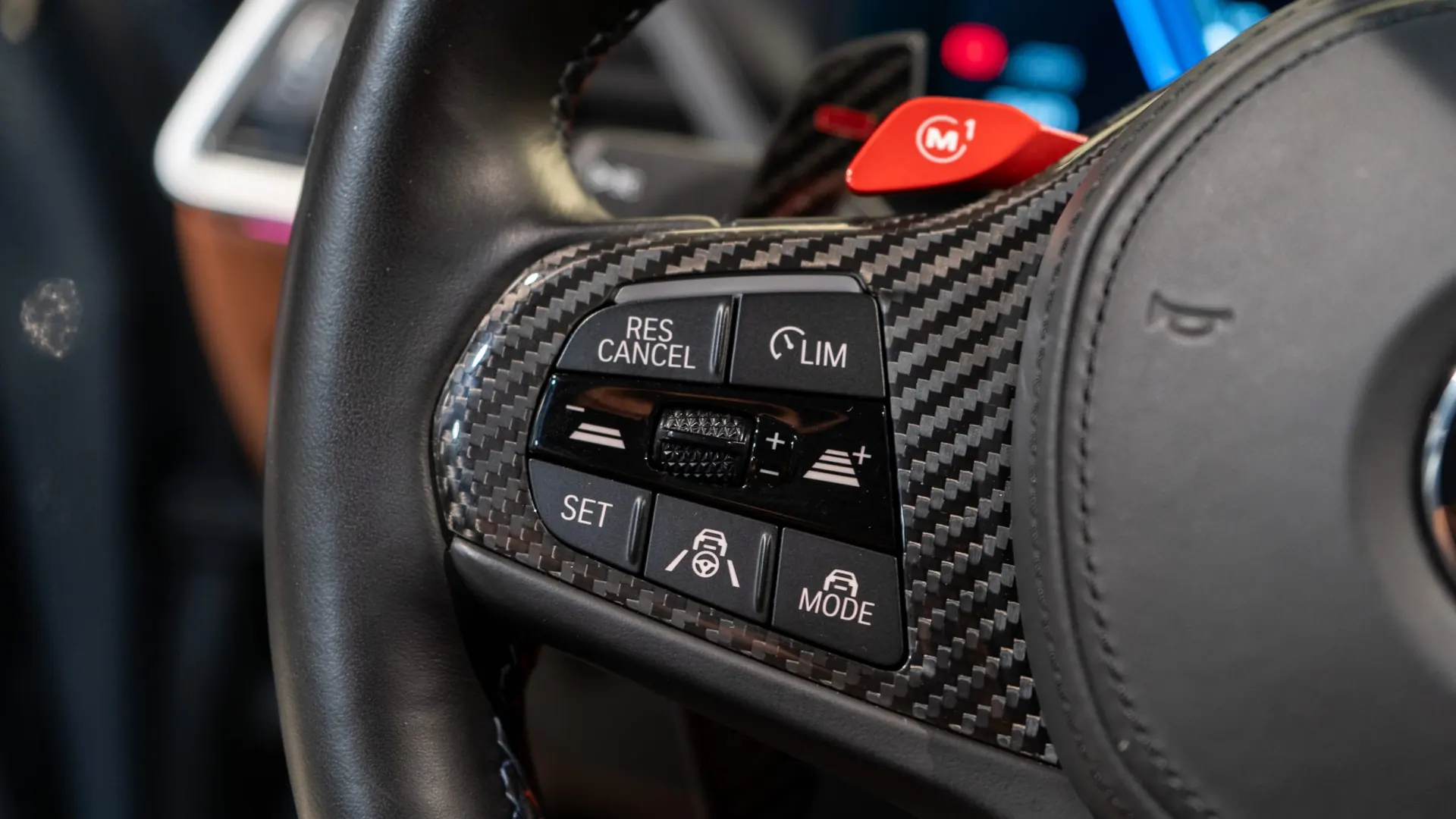  BMW — photo 17