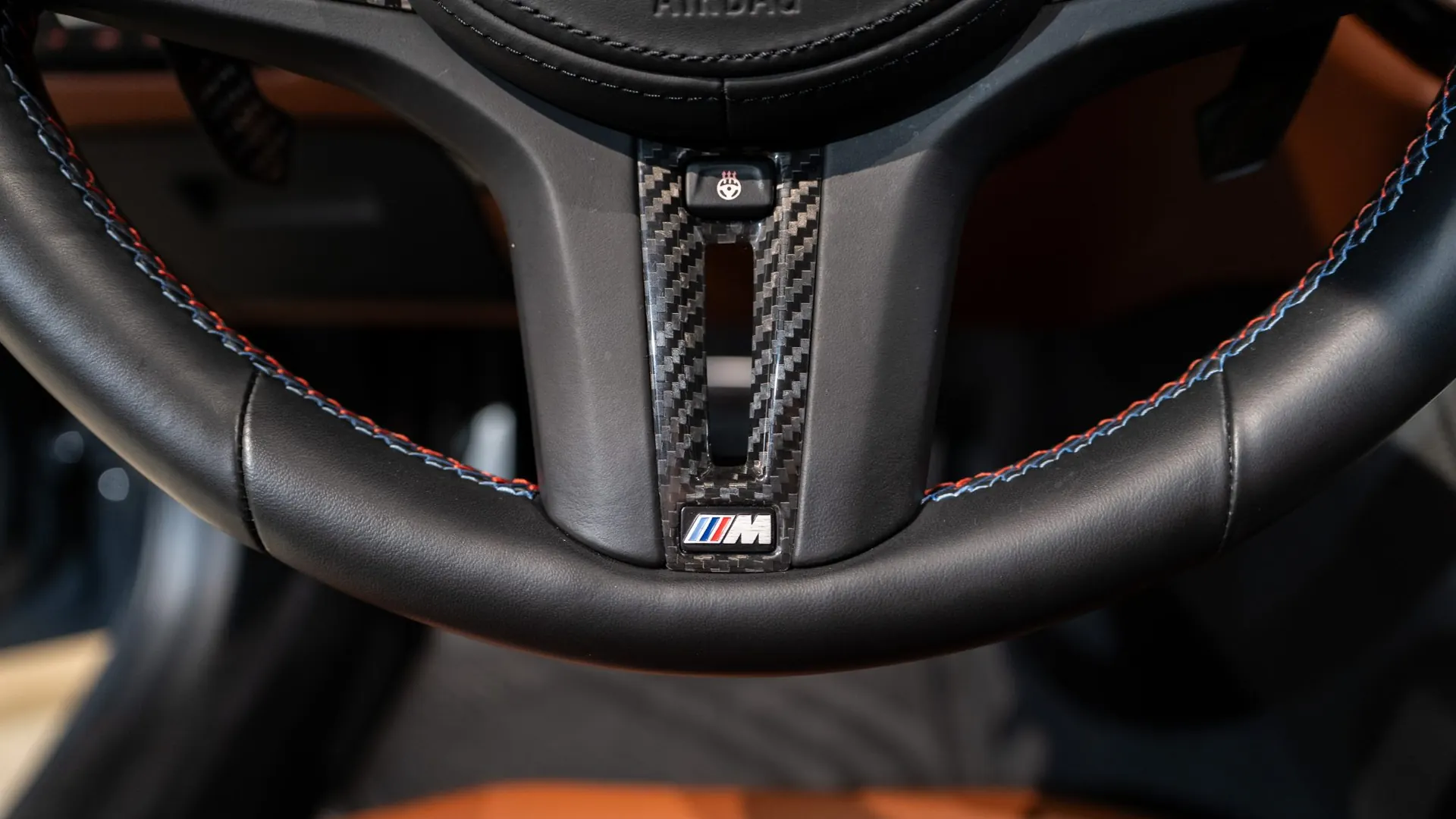  BMW — photo 18