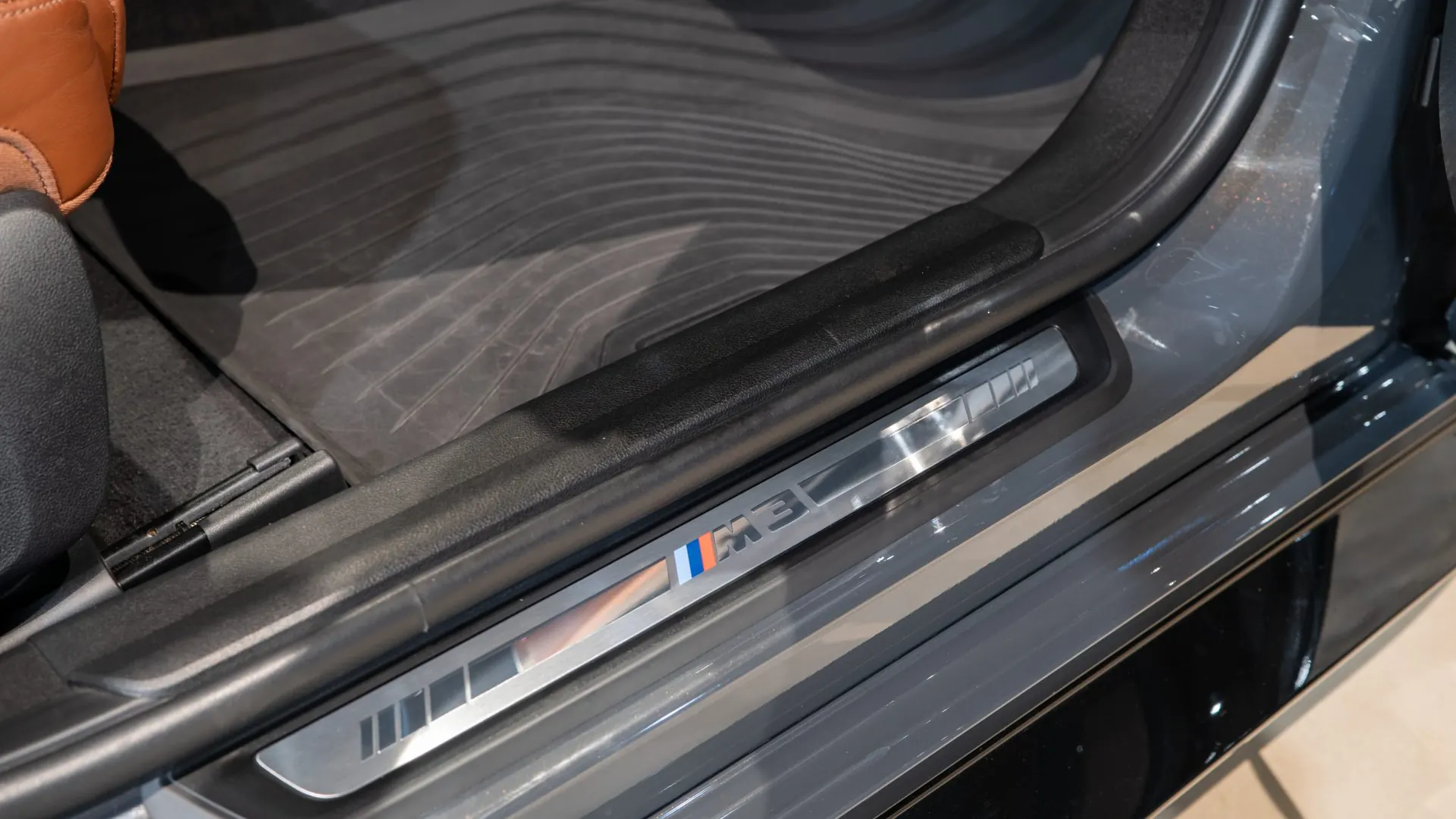  BMW — photo 12