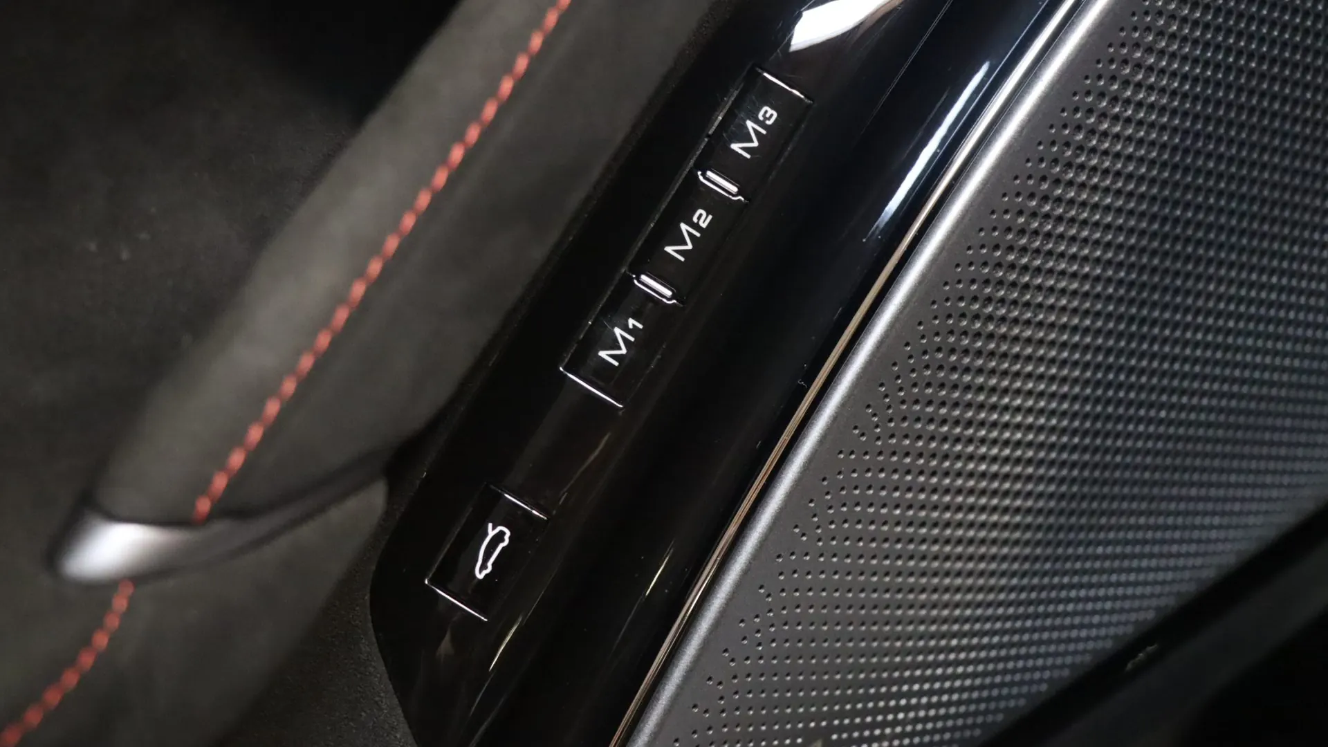 Ferrari ROMA — photo 11