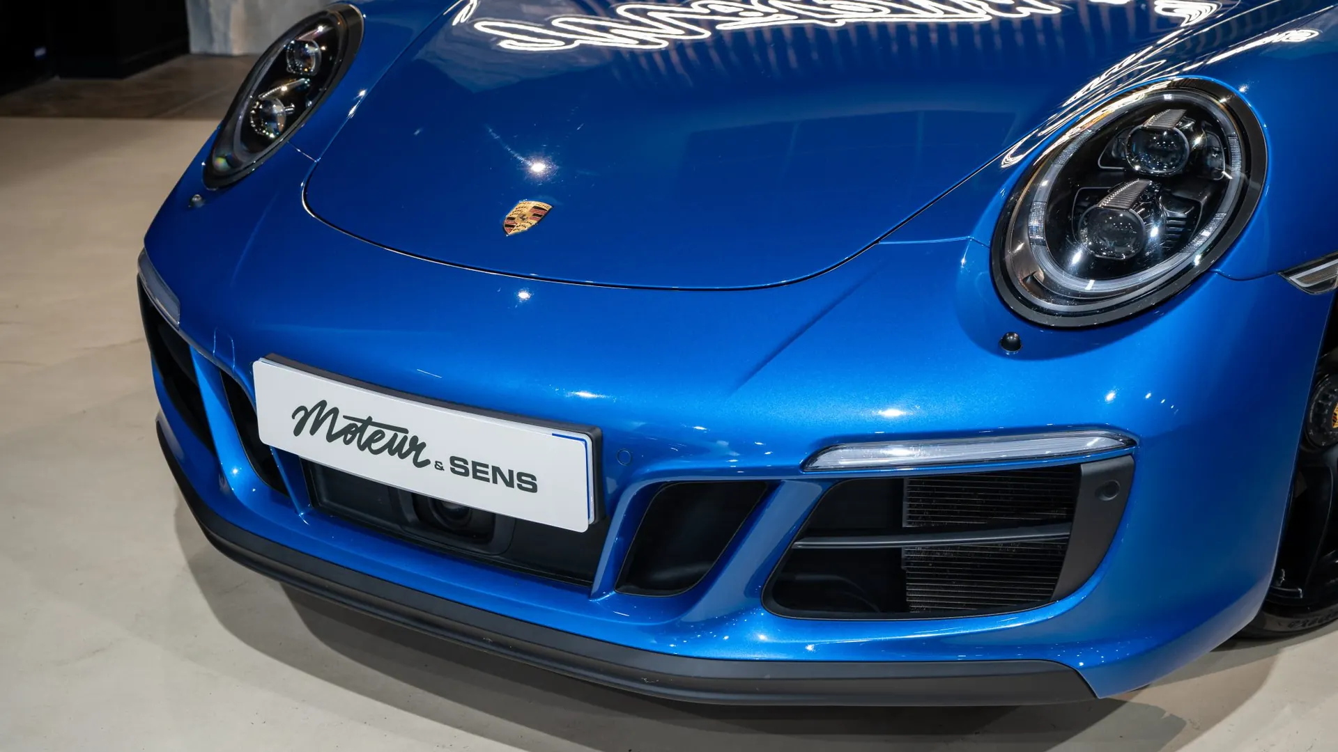 Porsche 911 — photo 42