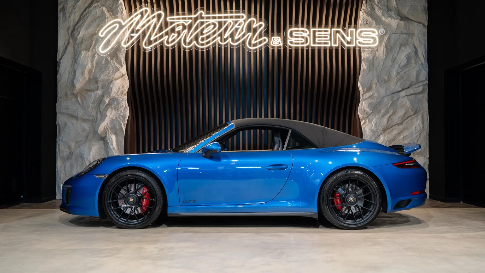 Porsche 911 — photo 6