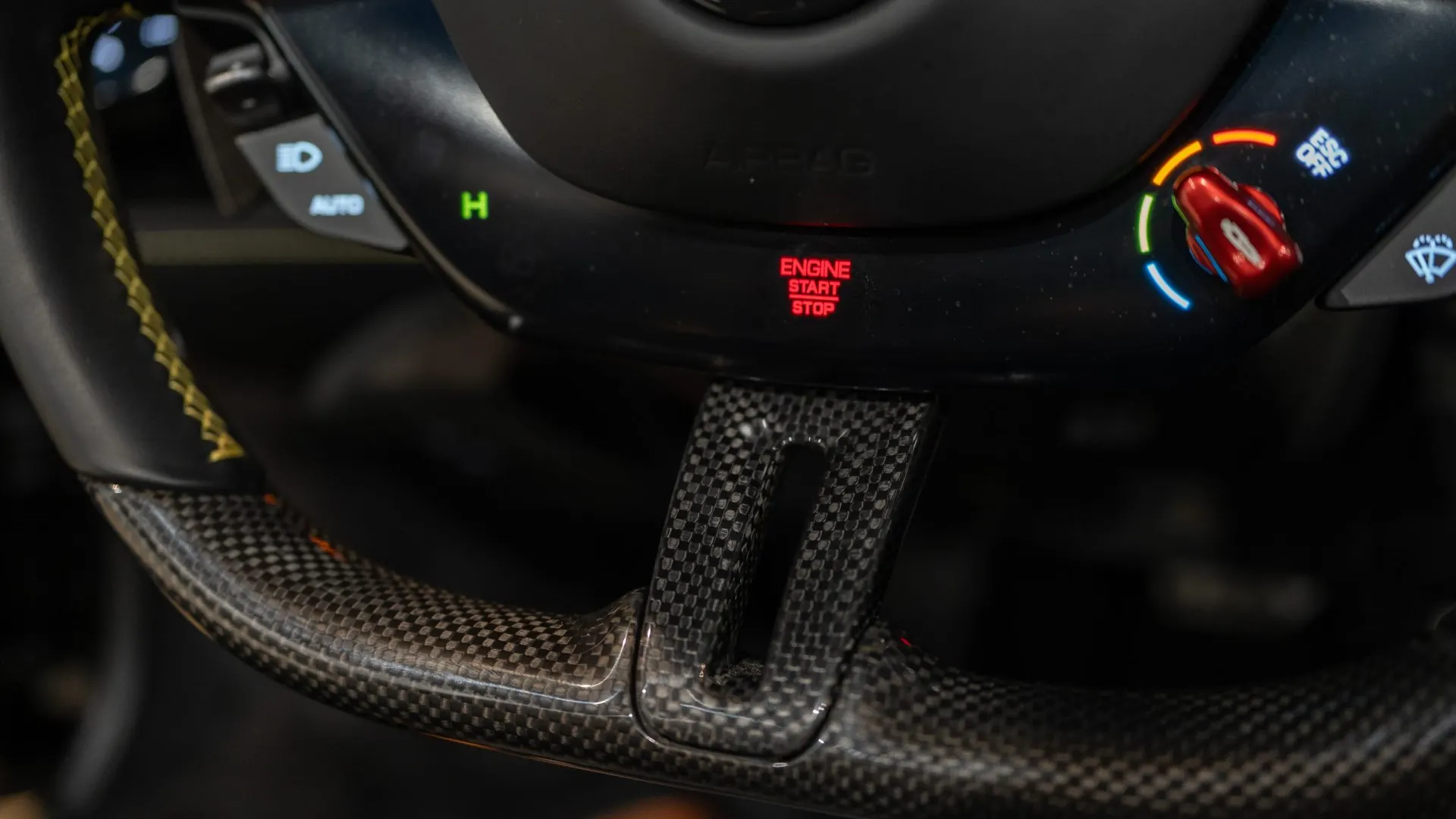 Ferrari SF90 — photo 23