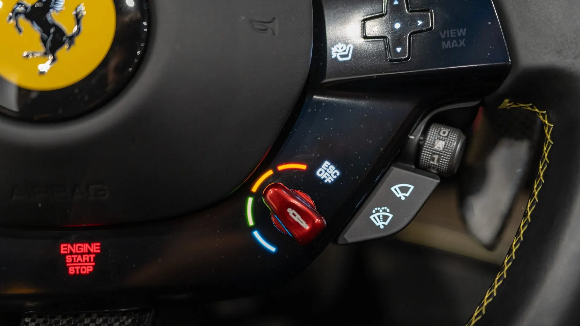 Ferrari SF90 — photo 22
