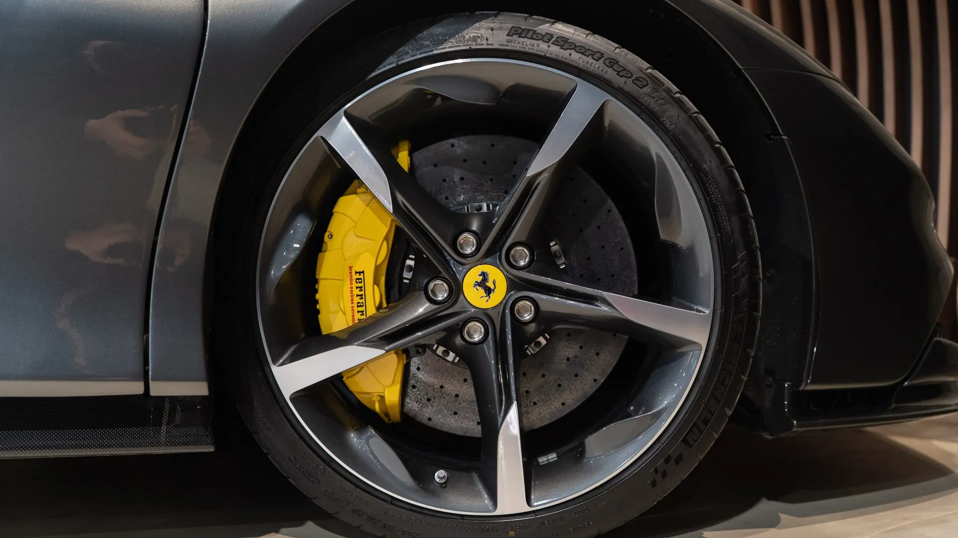 Ferrari SF90 — photo 50