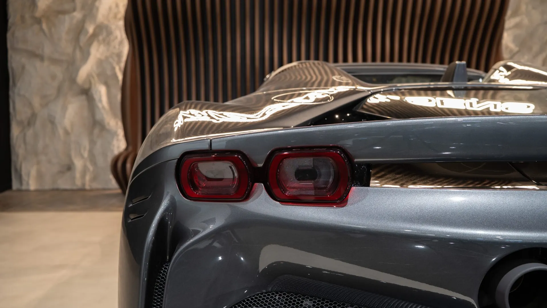 Ferrari SF90 — photo 45