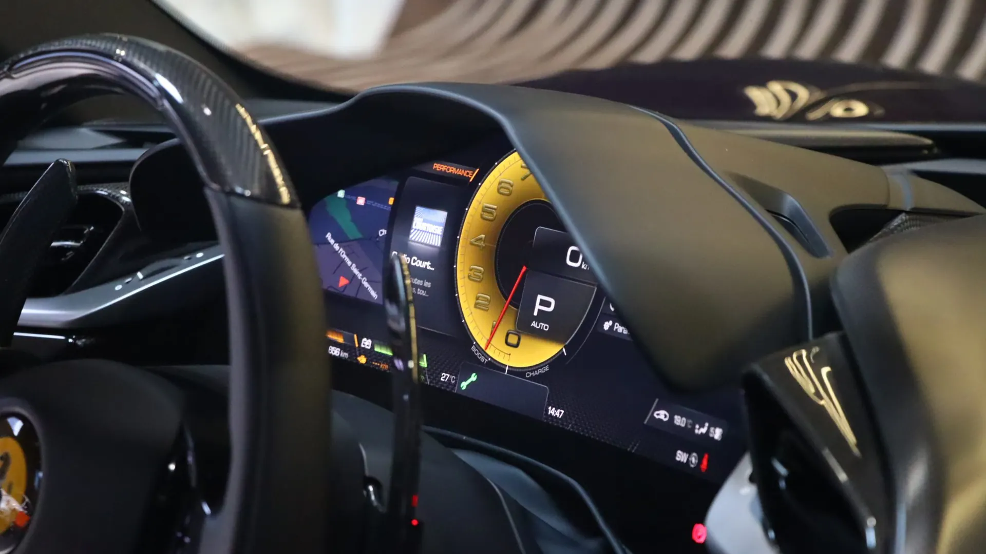Ferrari SF90 — photo 26