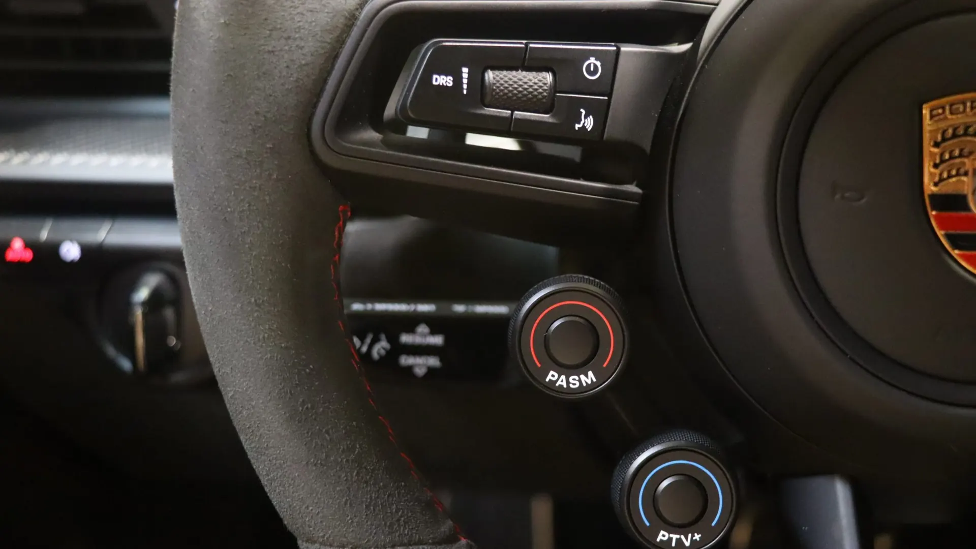 Porsche 911 — photo 20