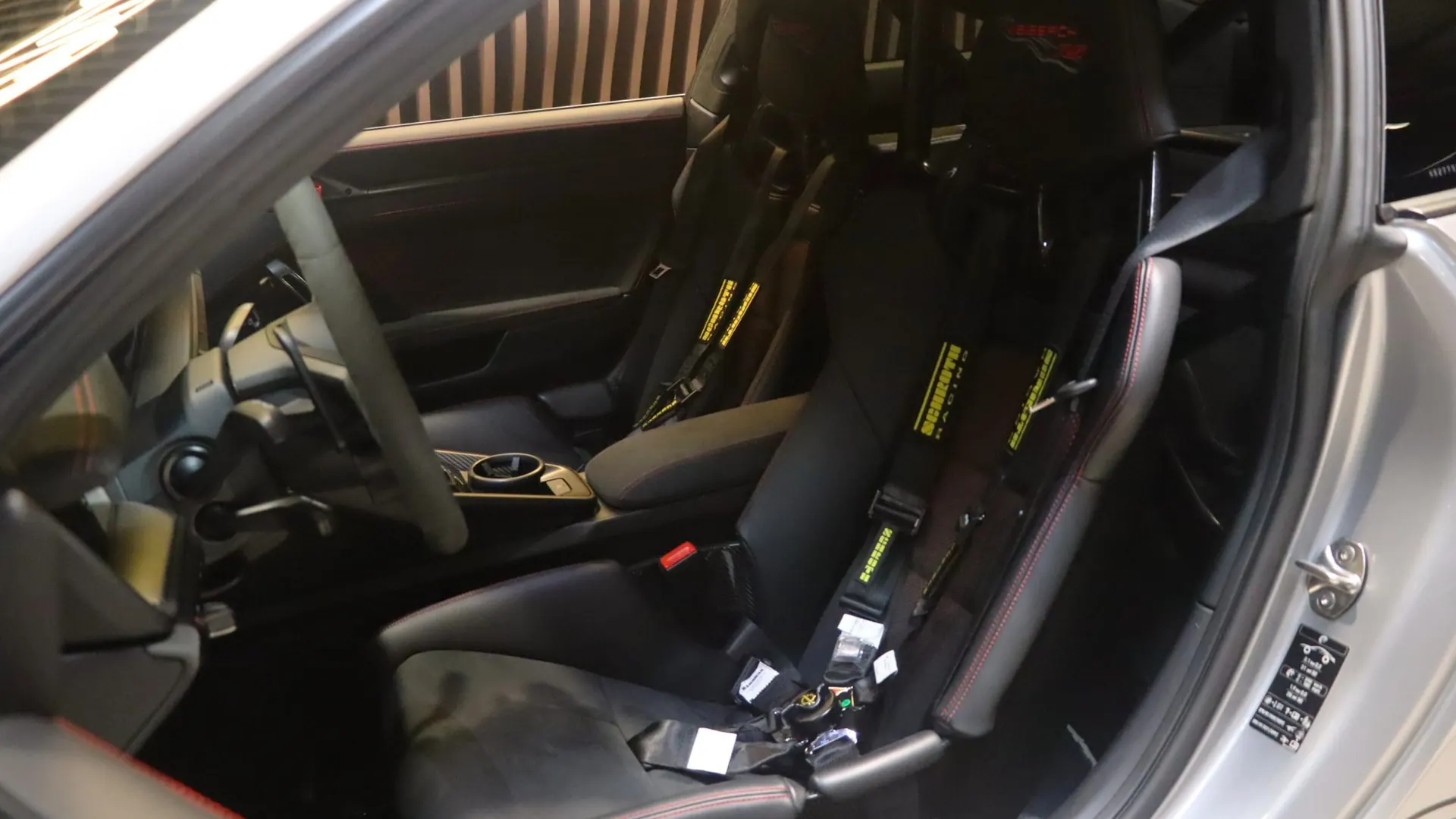 Porsche 911 — photo 6