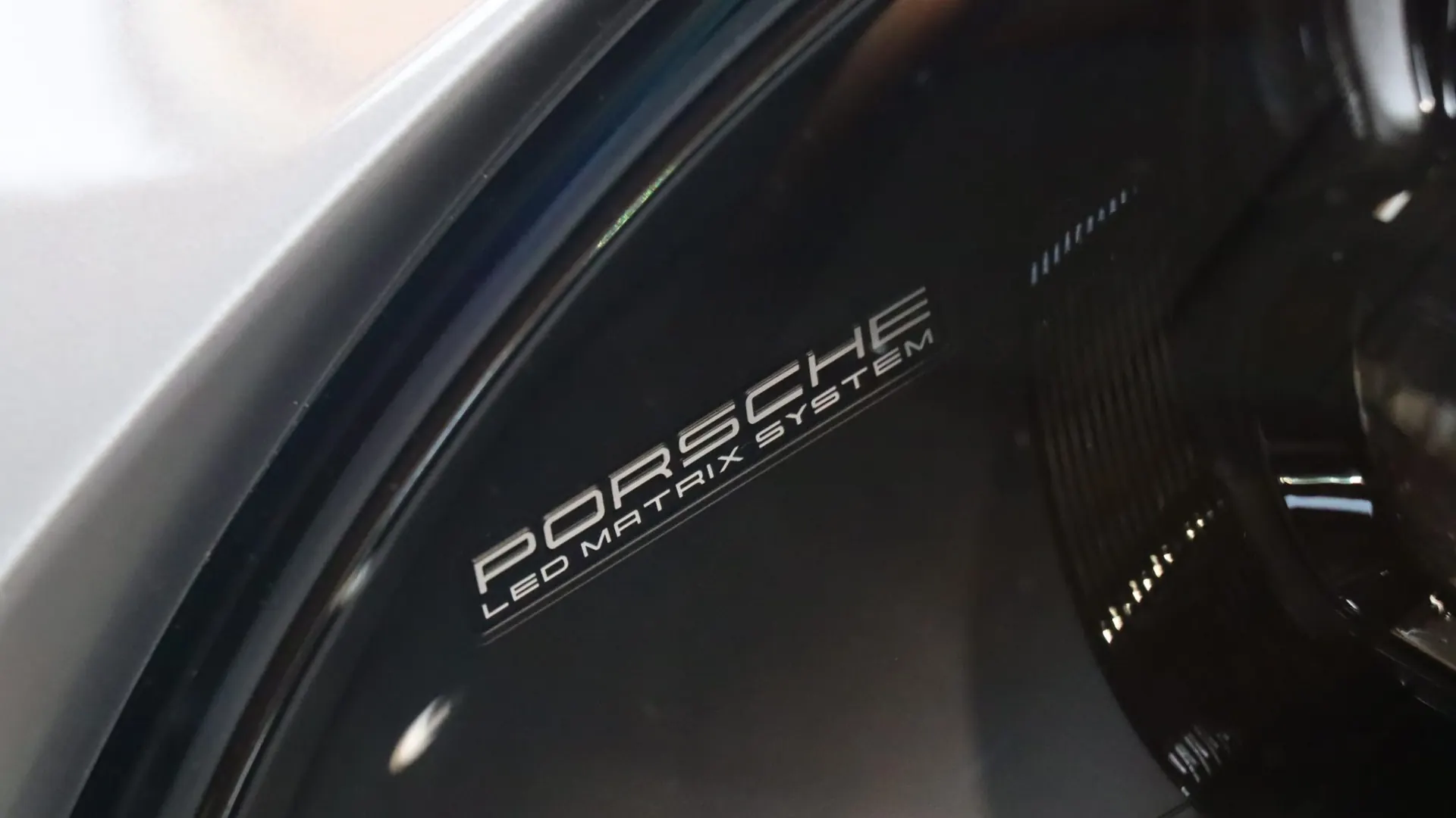 Porsche 911 — photo 45