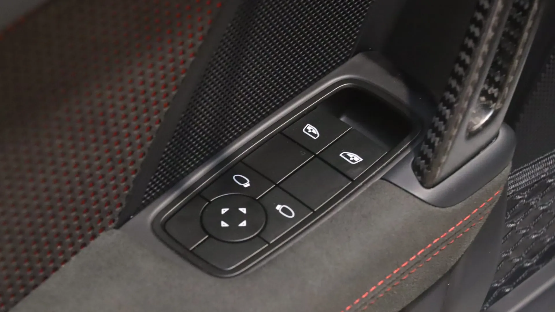 Porsche 911 — photo 12