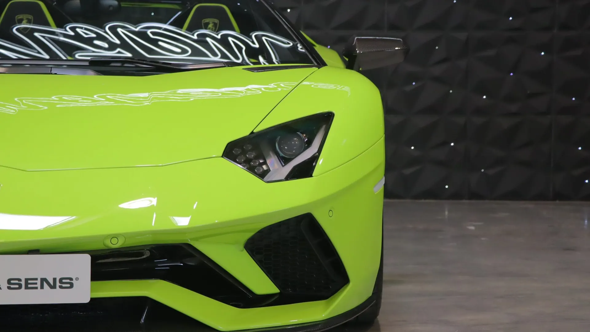 Lamborghini AVENTADOR — photo 36