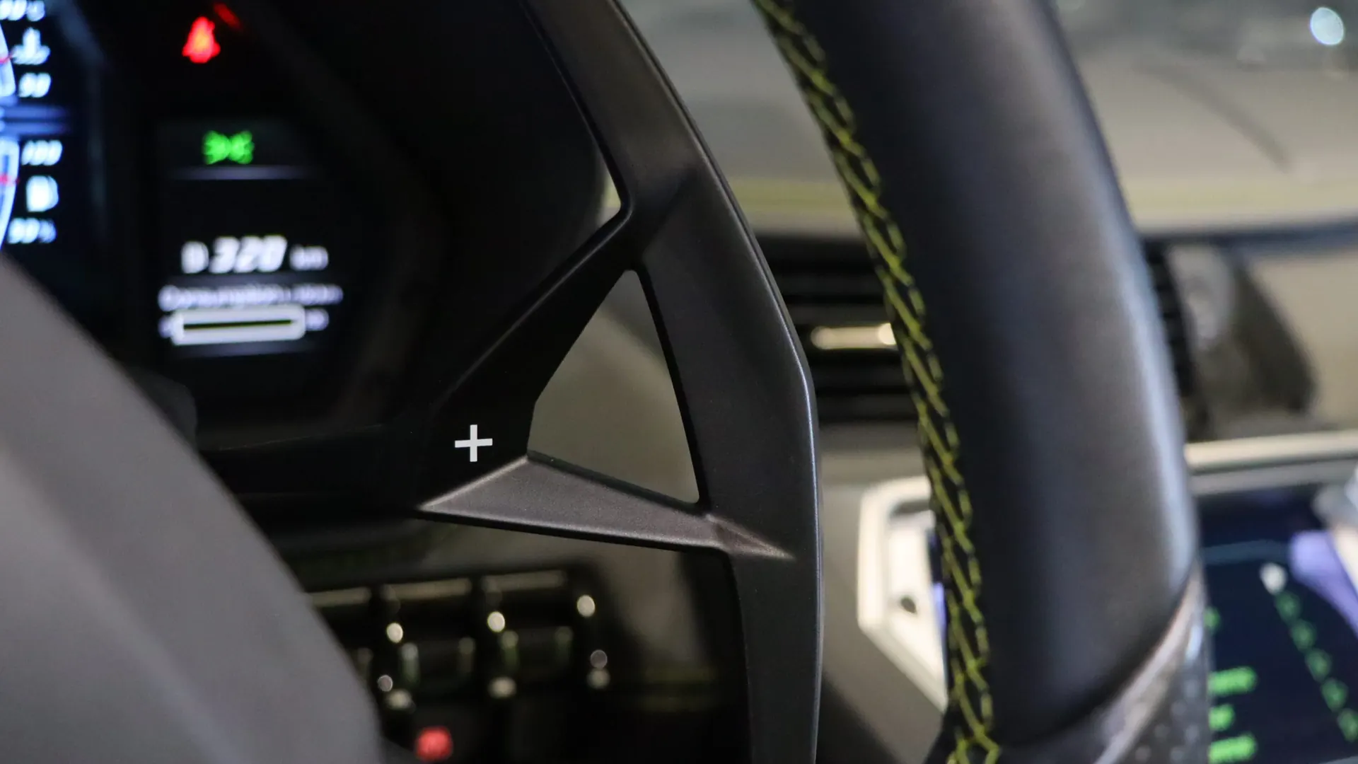 Lamborghini AVENTADOR — photo 18