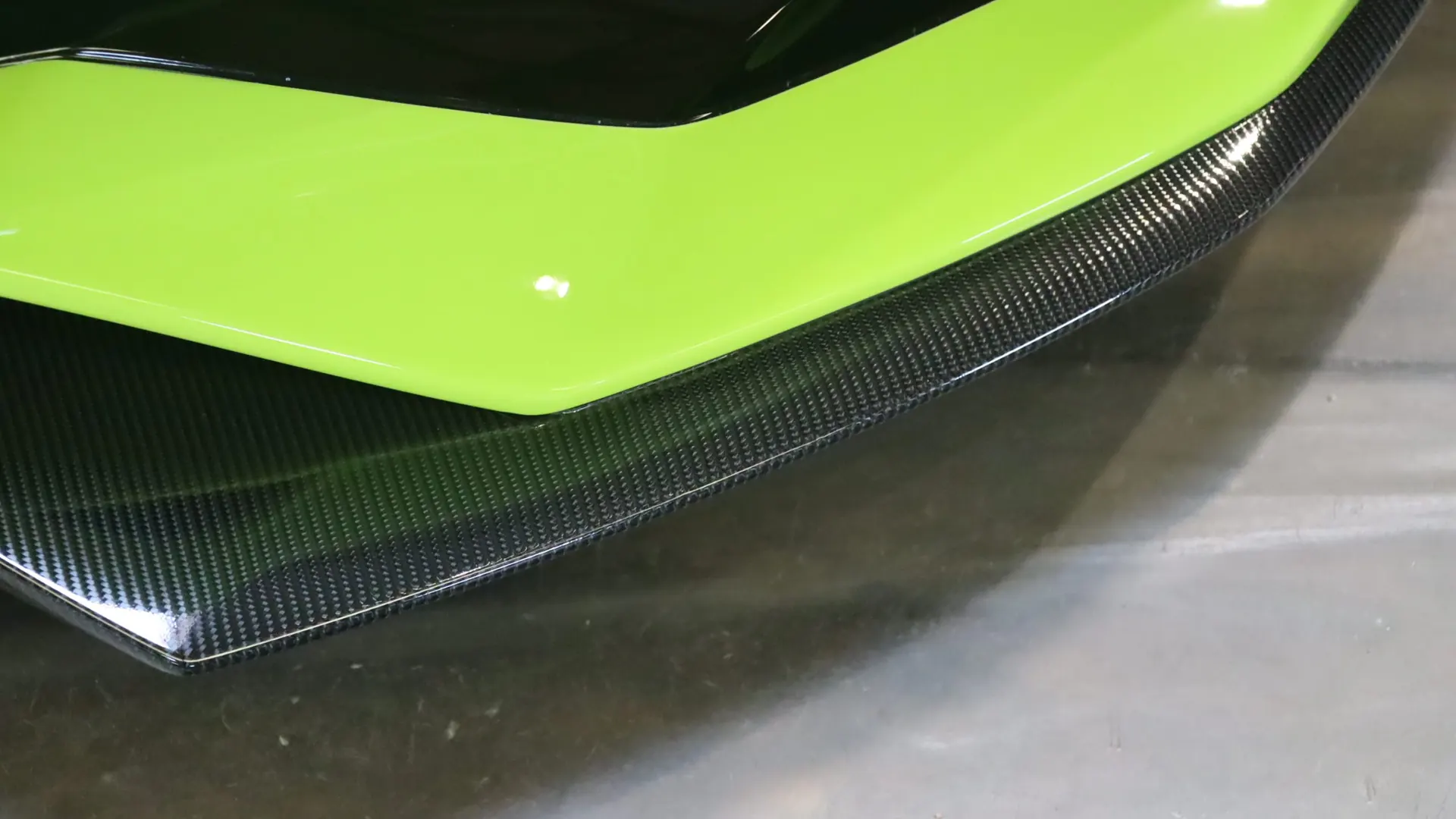 Lamborghini AVENTADOR — photo 39