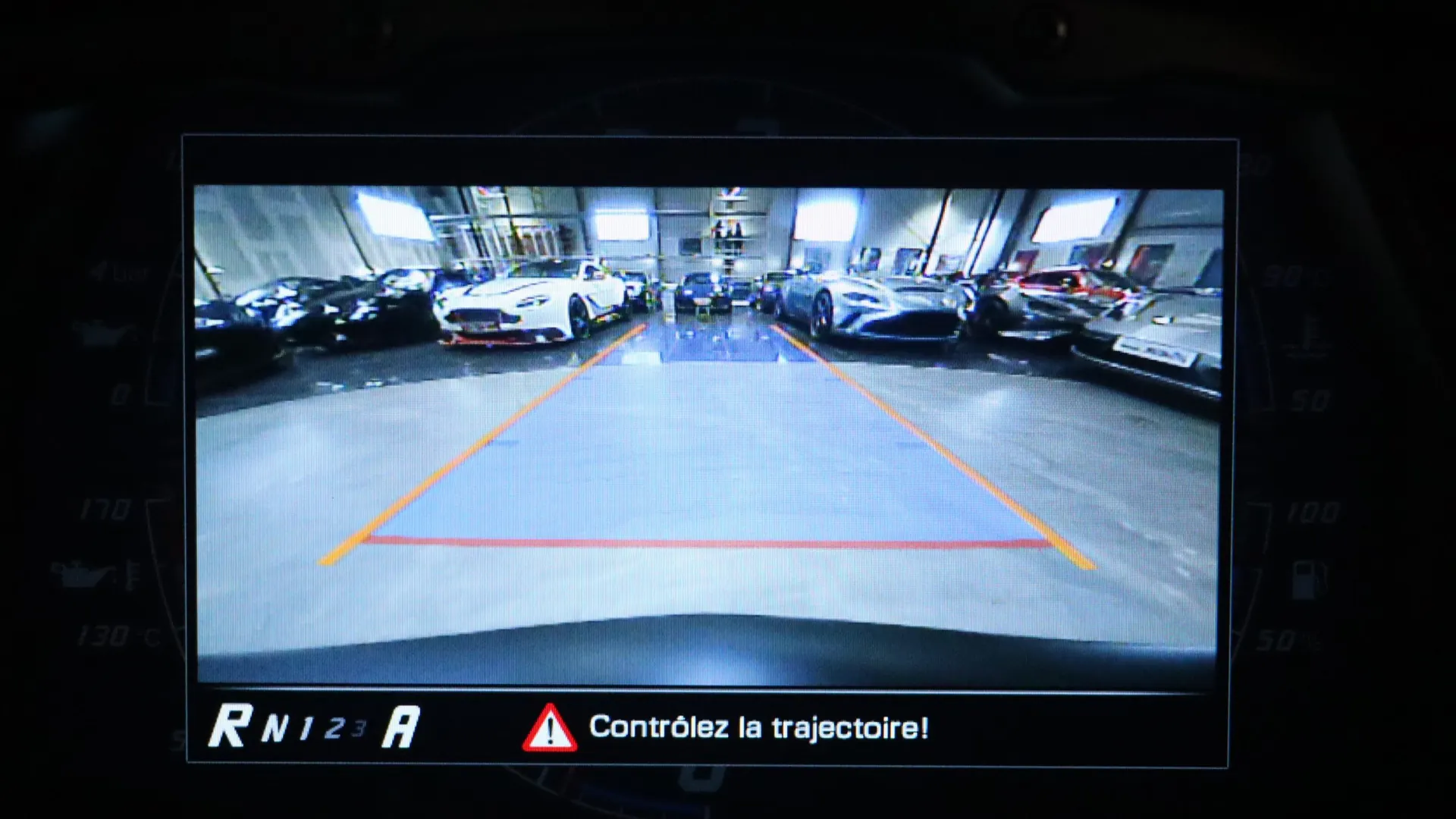 Lamborghini AVENTADOR — photo 23