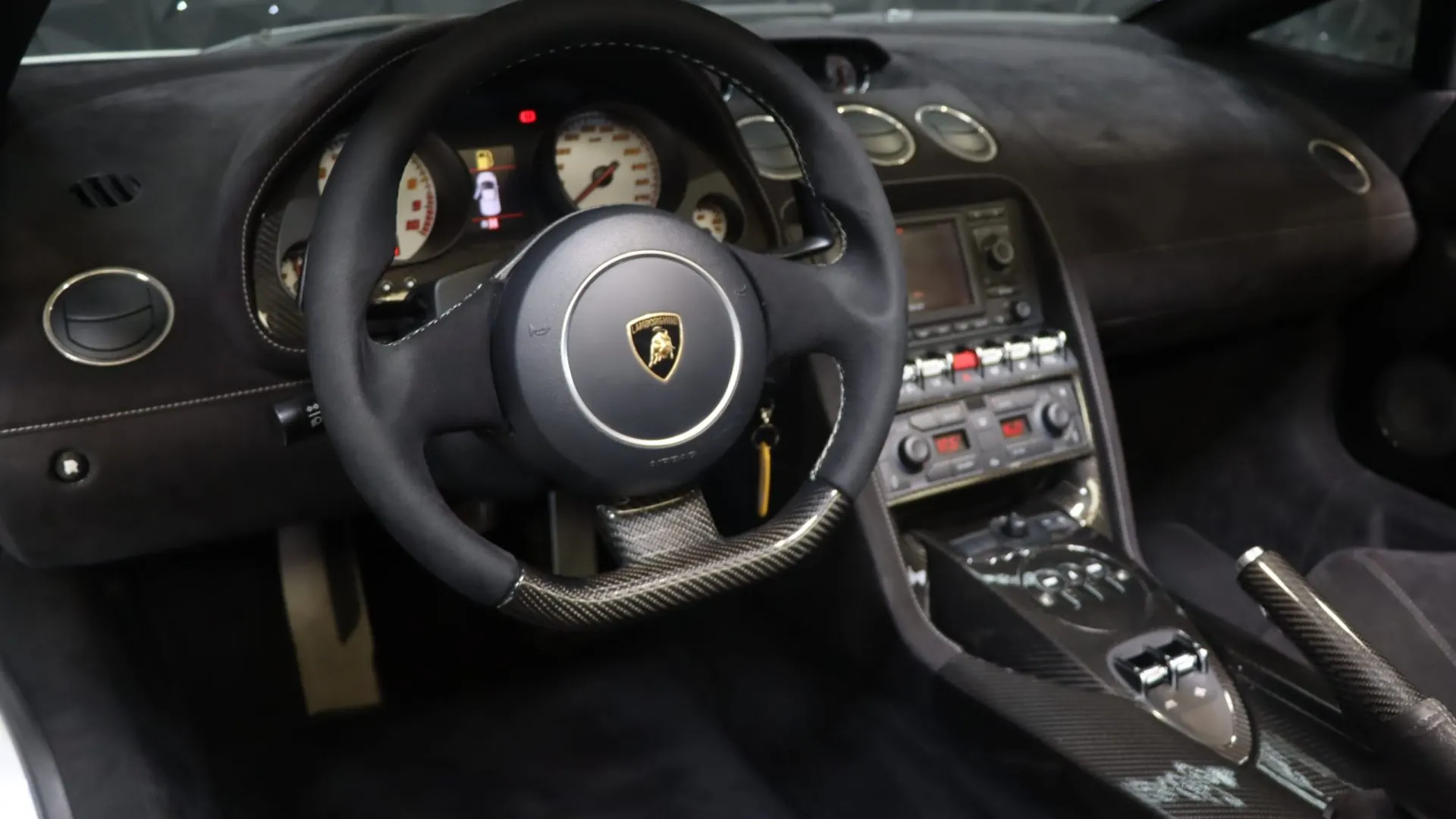 Lamborghini GALLARDO — photo 14