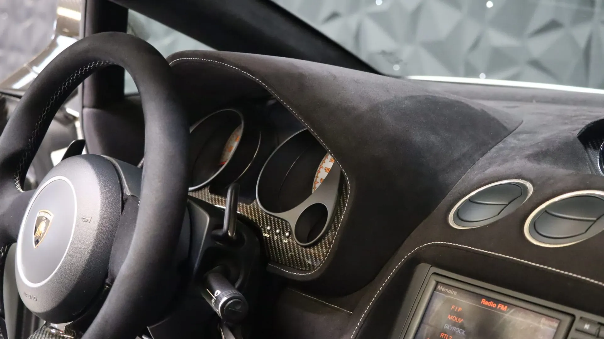 Lamborghini GALLARDO — photo 20