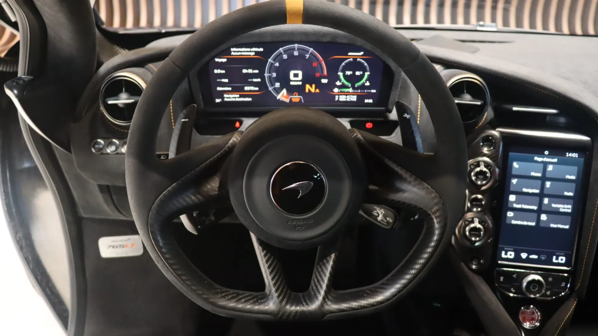 McLaren 765LT — photo 9