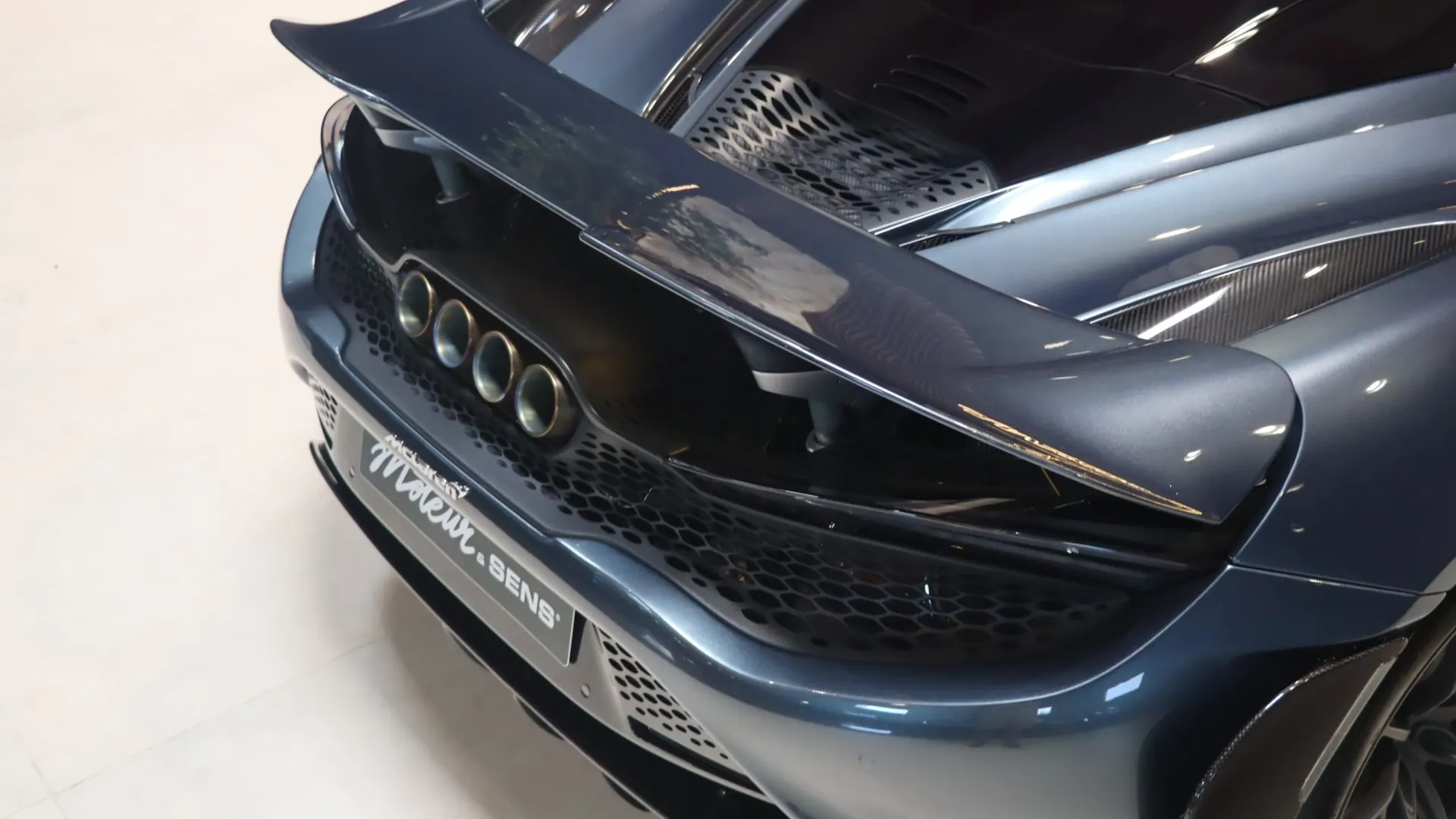 McLaren 765LT — photo 46