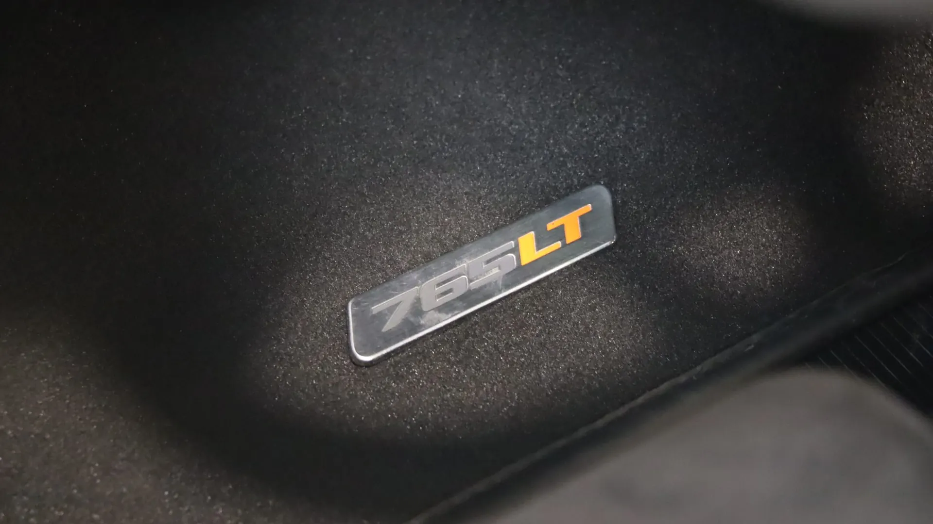 McLaren 765LT — photo 13