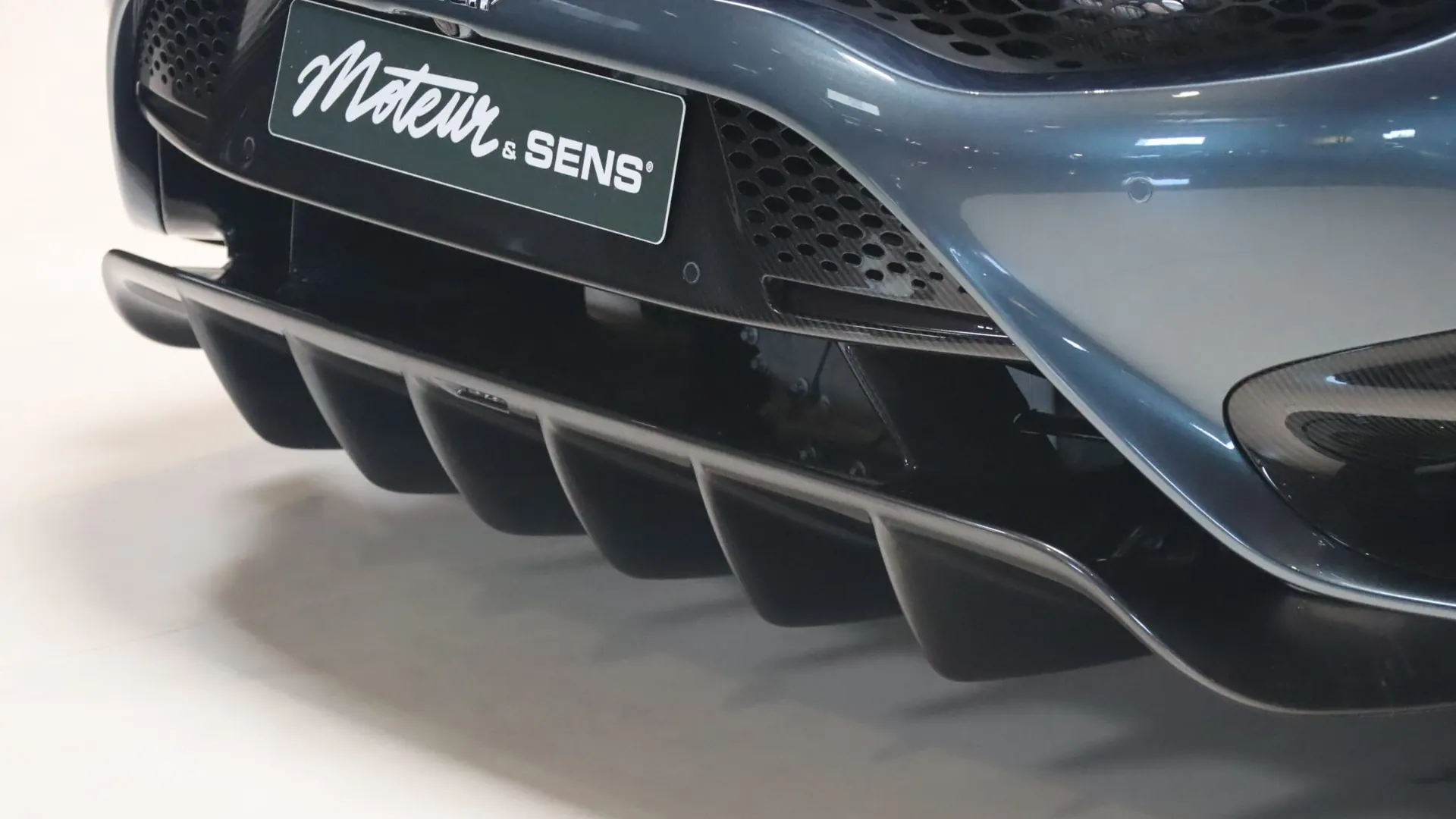 McLaren 765LT — photo 49