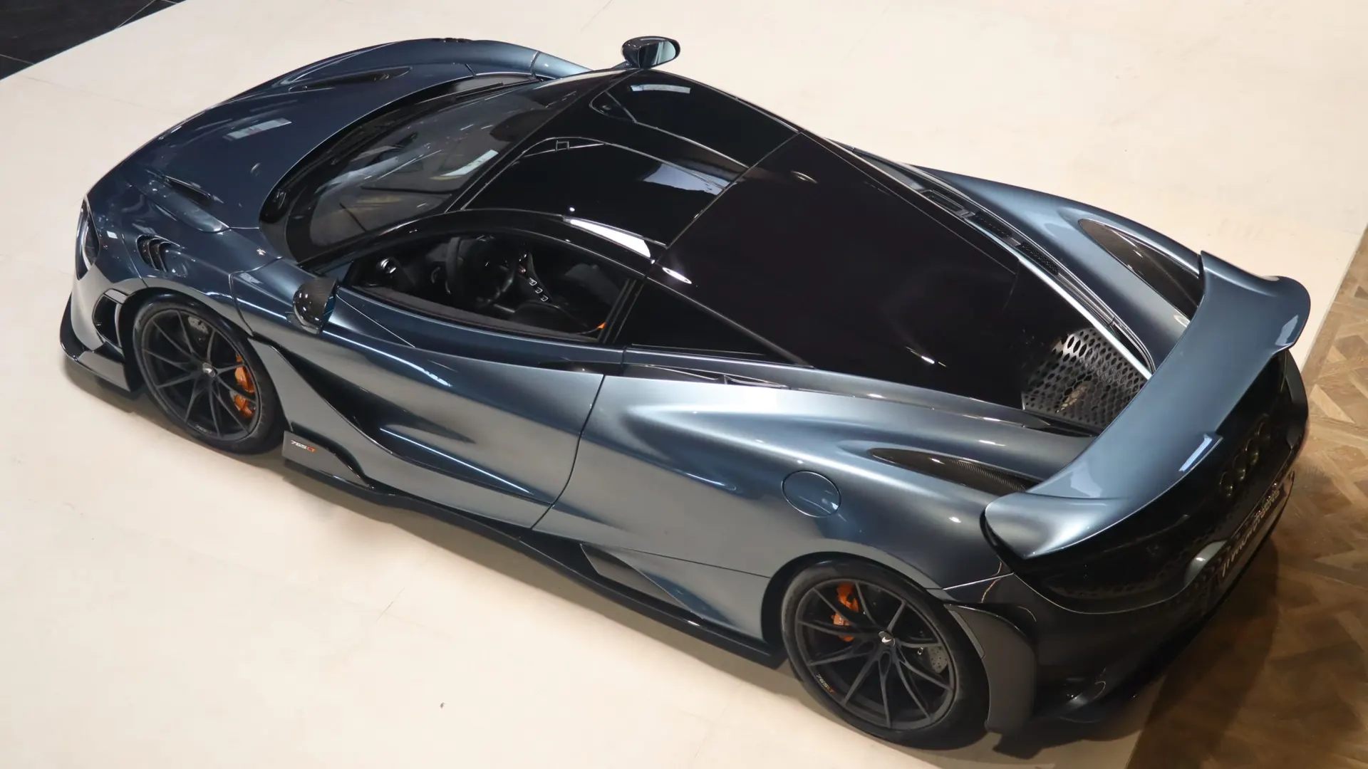 McLaren 765LT — photo 50