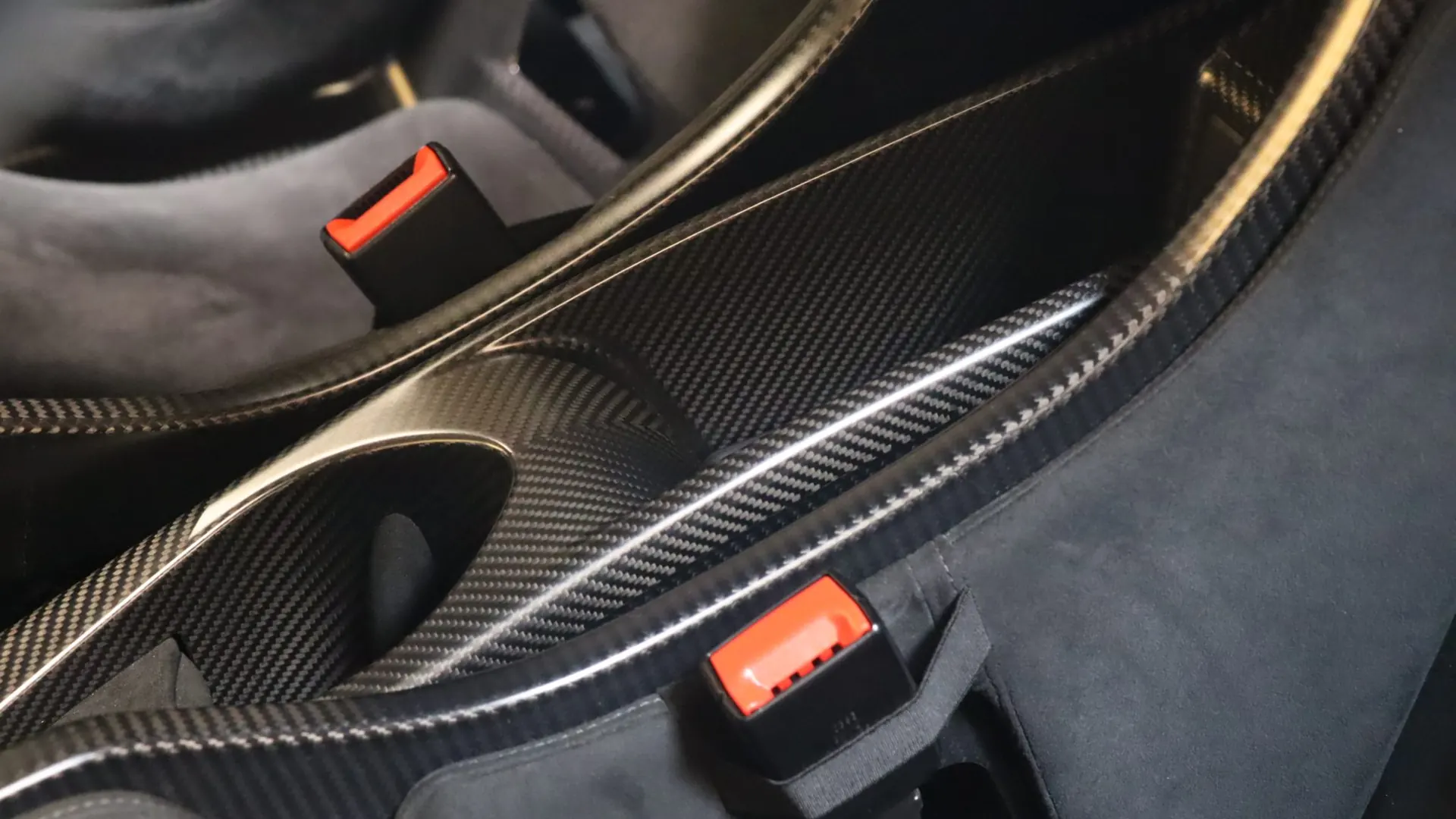 McLaren 765LT — photo 29