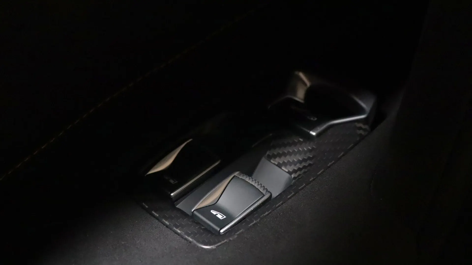 McLaren 765LT — photo 11
