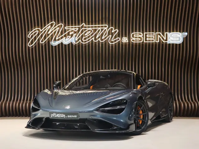 McLaren 765LT