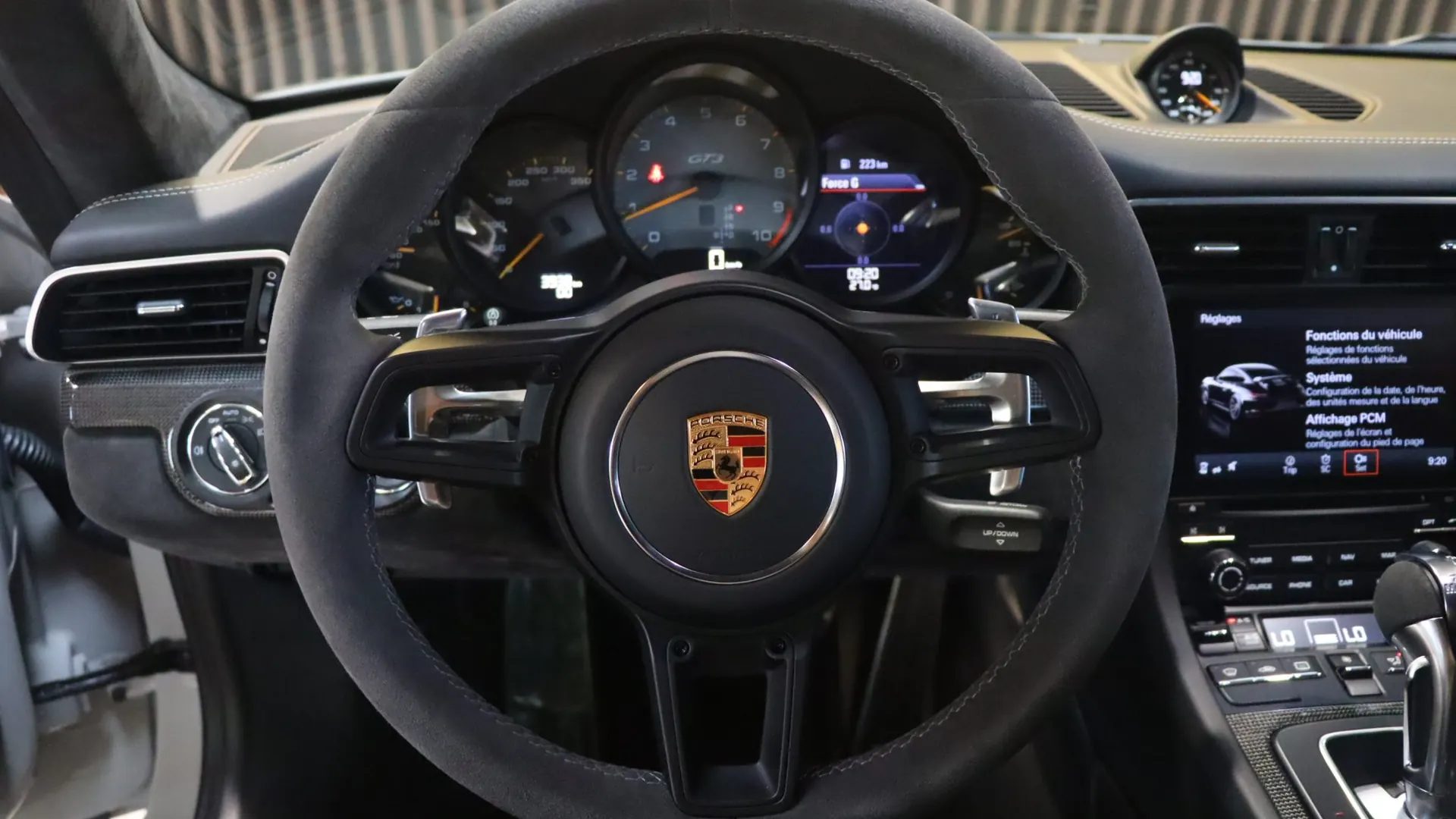 Porsche 911 — photo 9