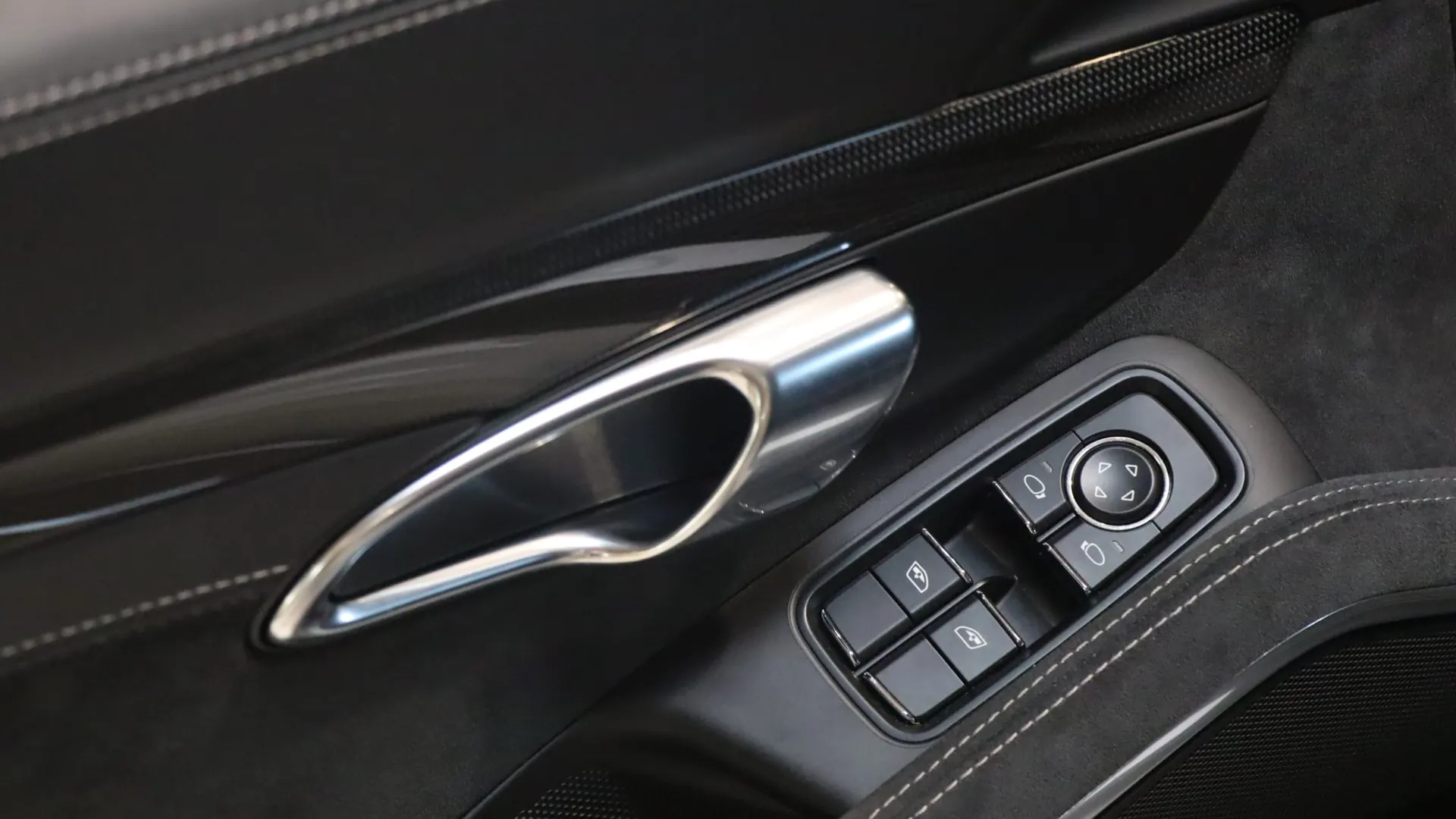 Porsche 911 — photo 11