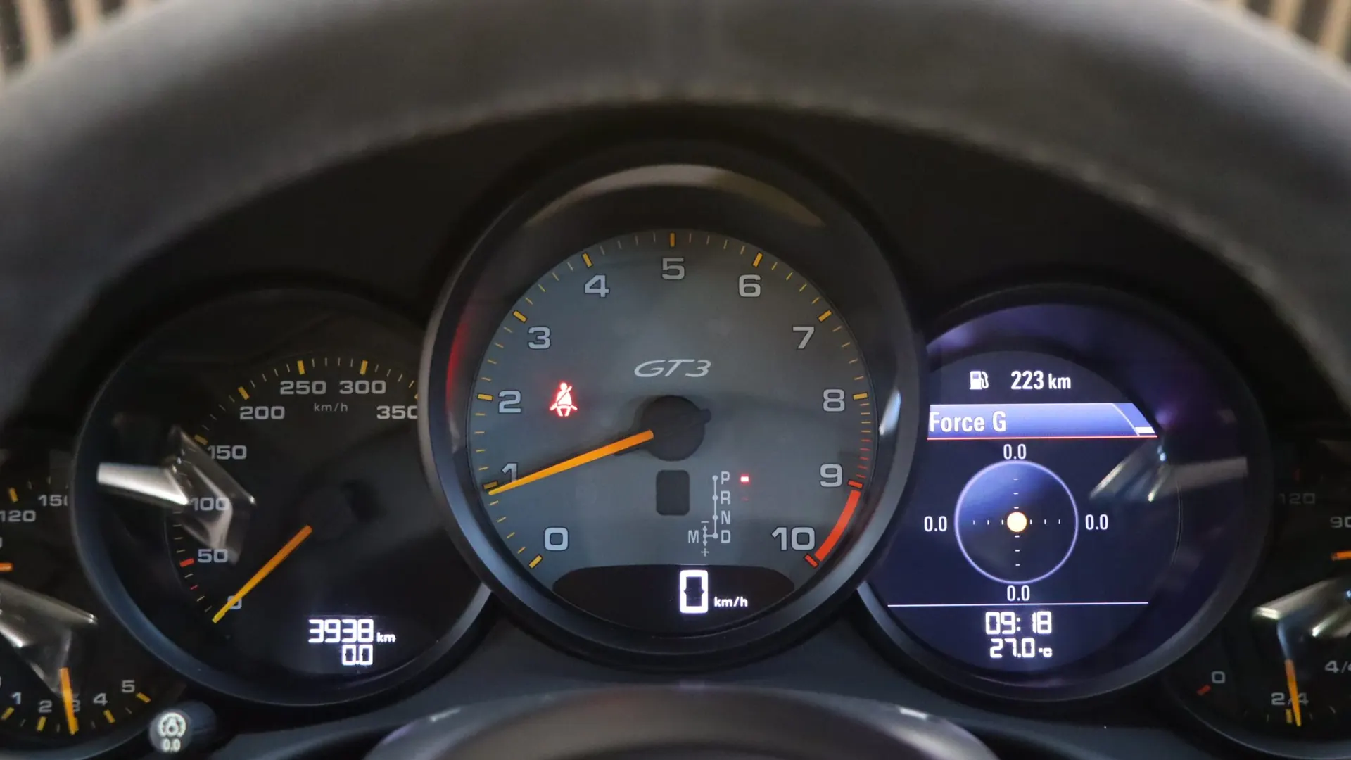 Porsche 911 — photo 22