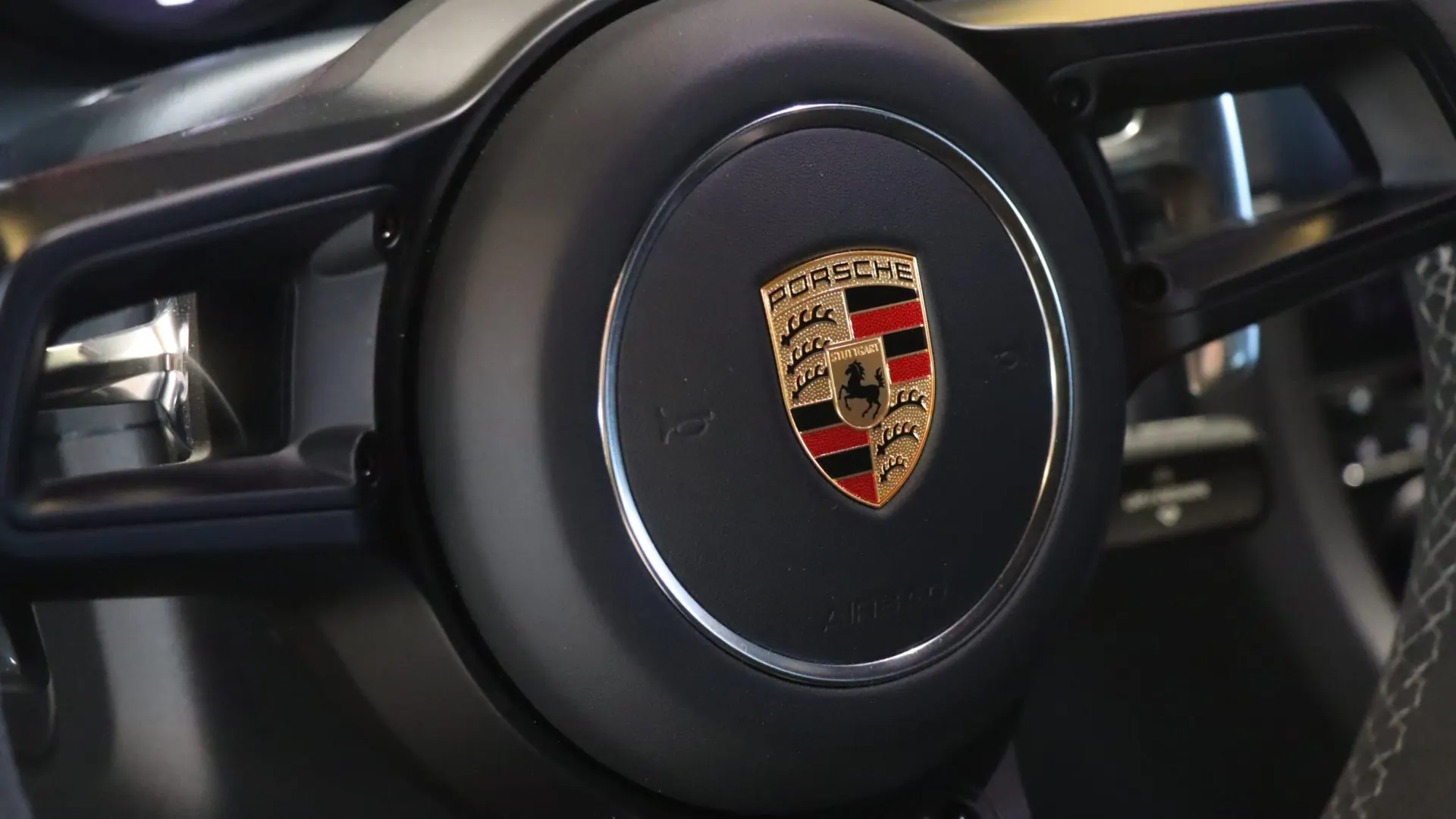 Porsche 911 — photo 20
