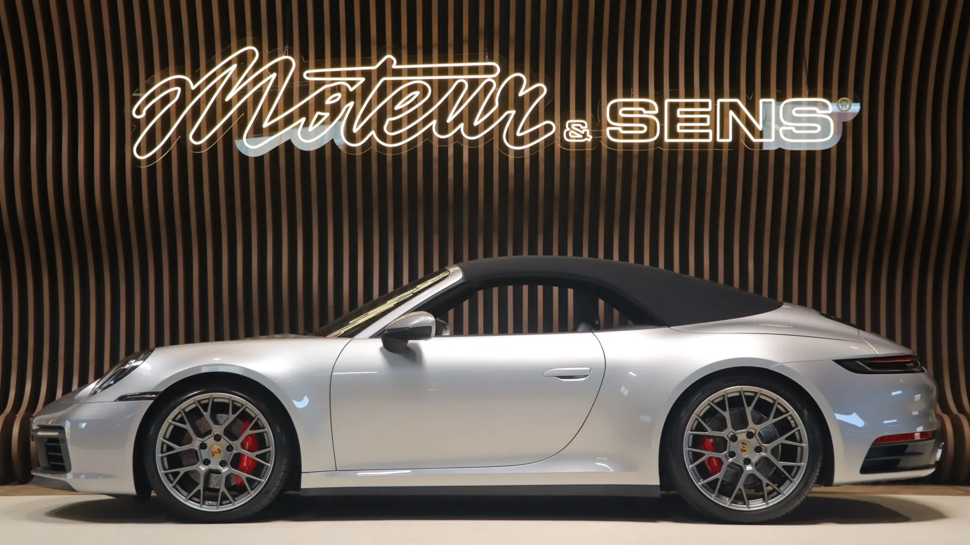 Porsche 911 — photo 6