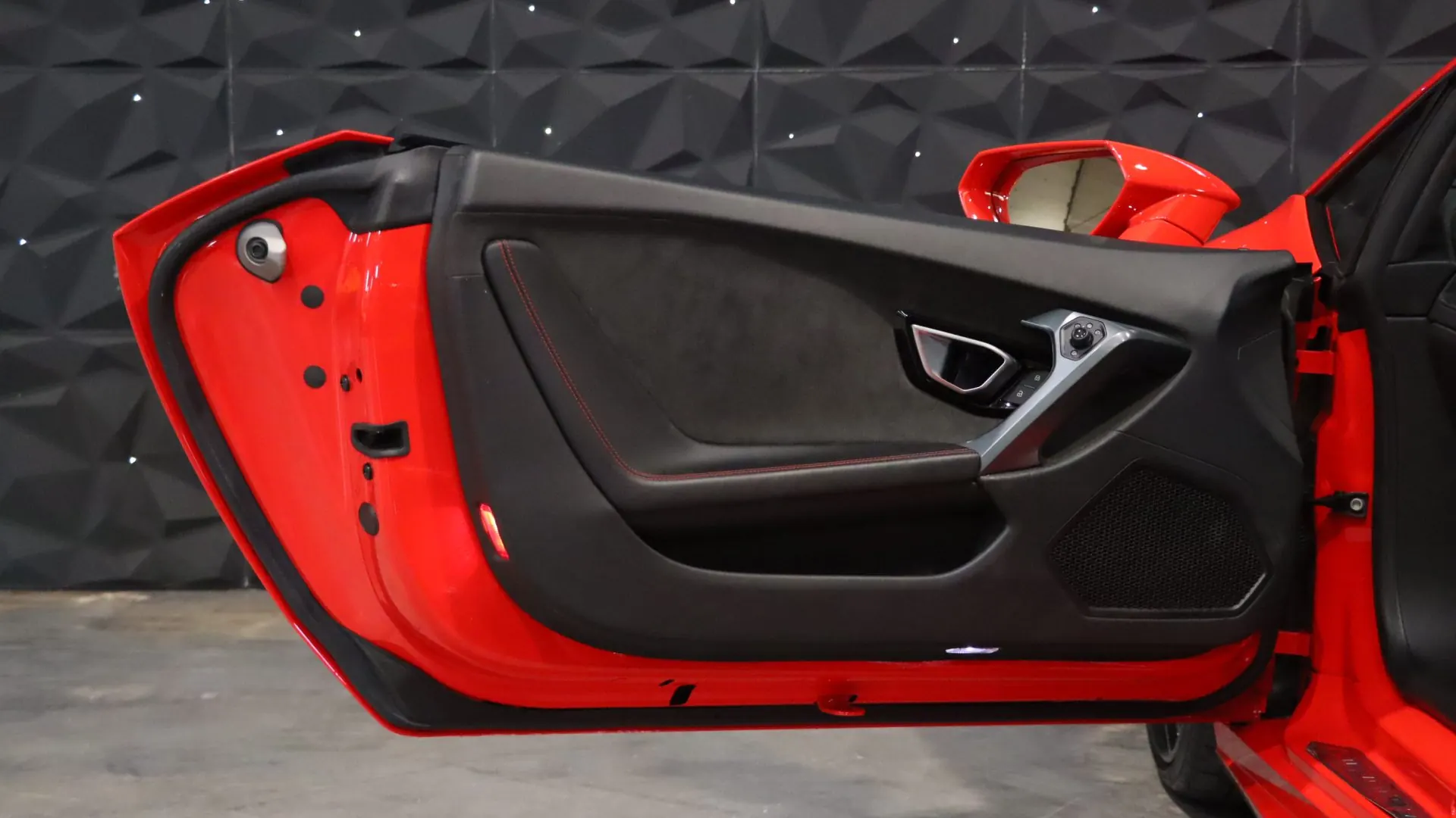 Lamborghini HURACAN — photo 10