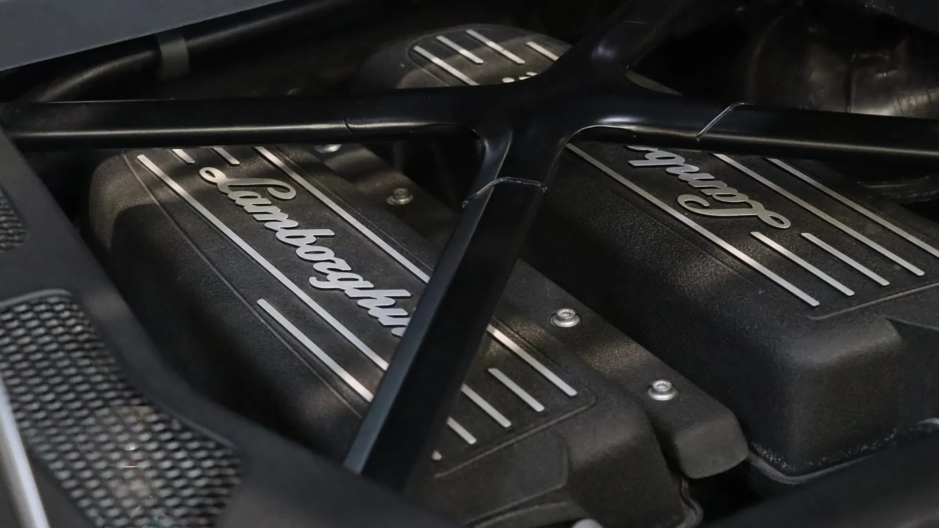 Lamborghini HURACAN — photo 43