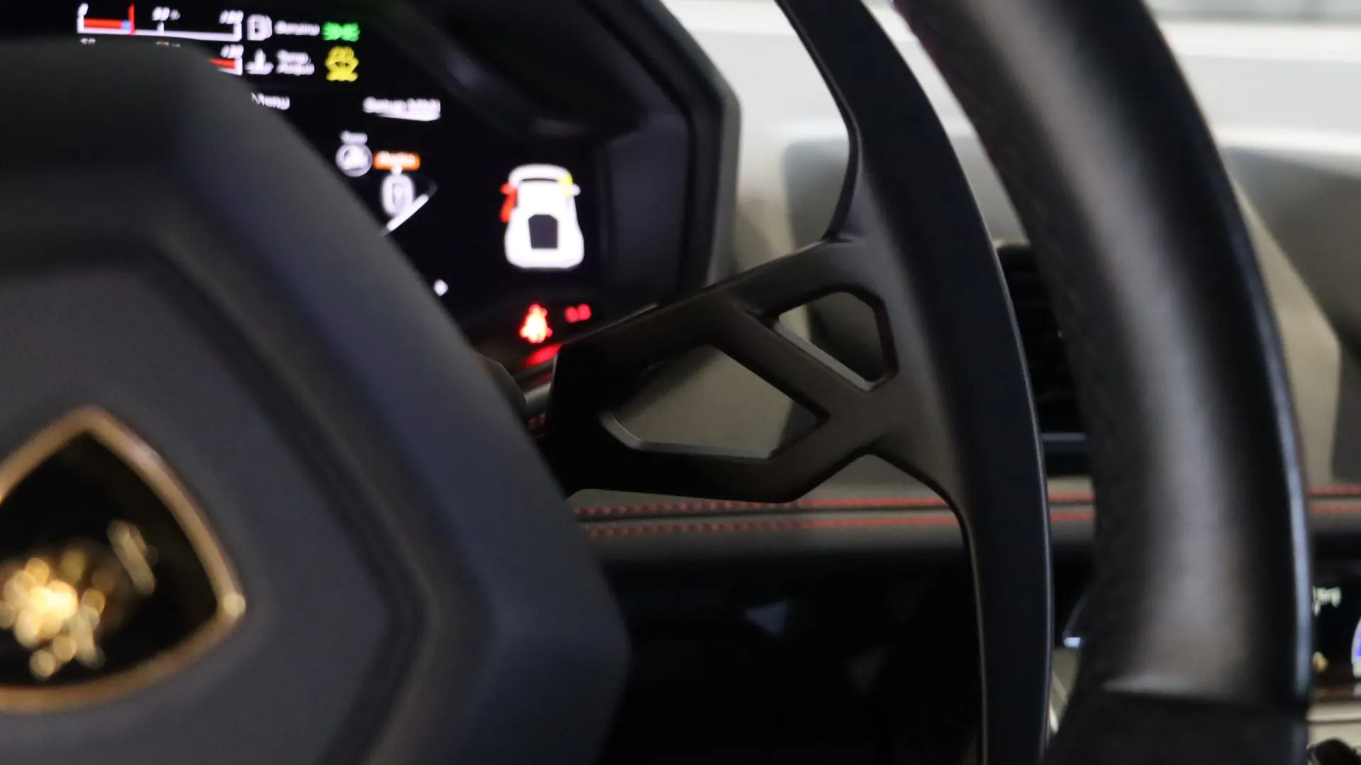 Lamborghini HURACAN — photo 18