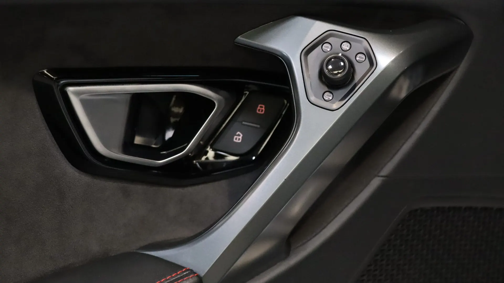 Lamborghini HURACAN — photo 11