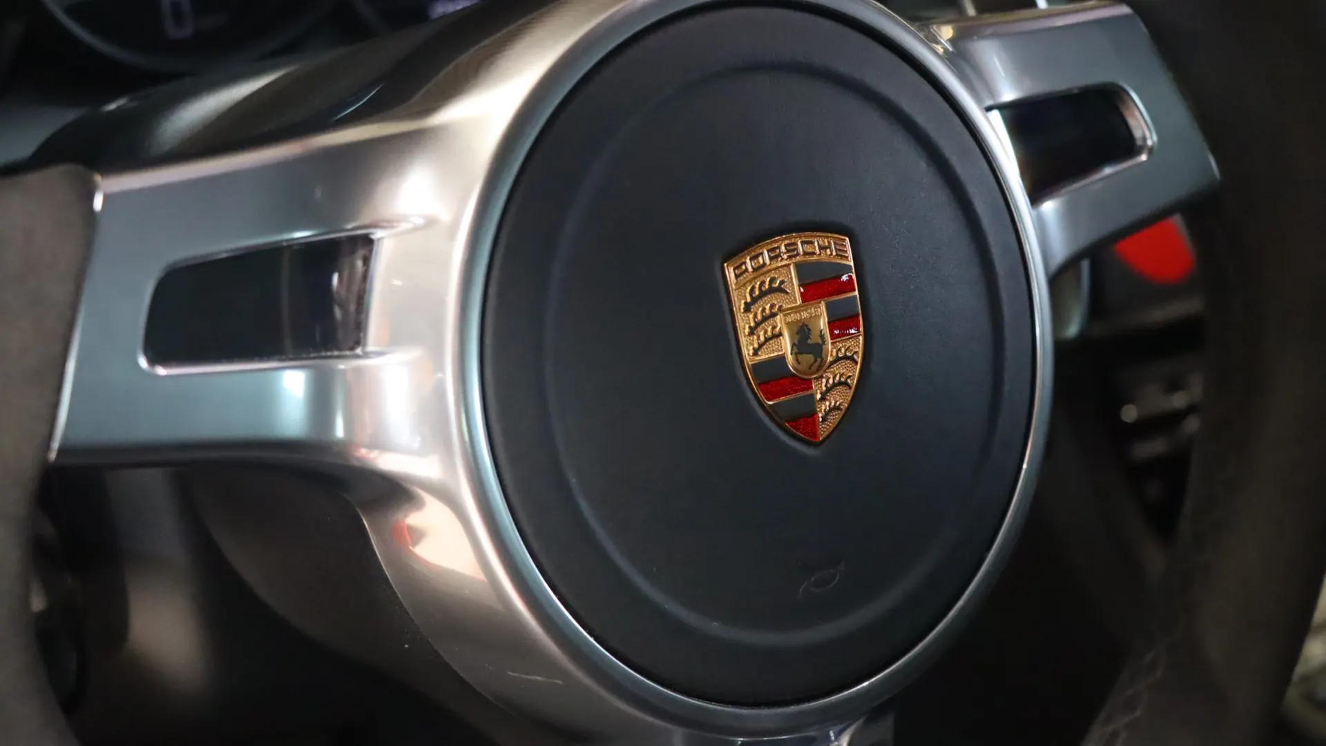 Porsche 911 — photo 22