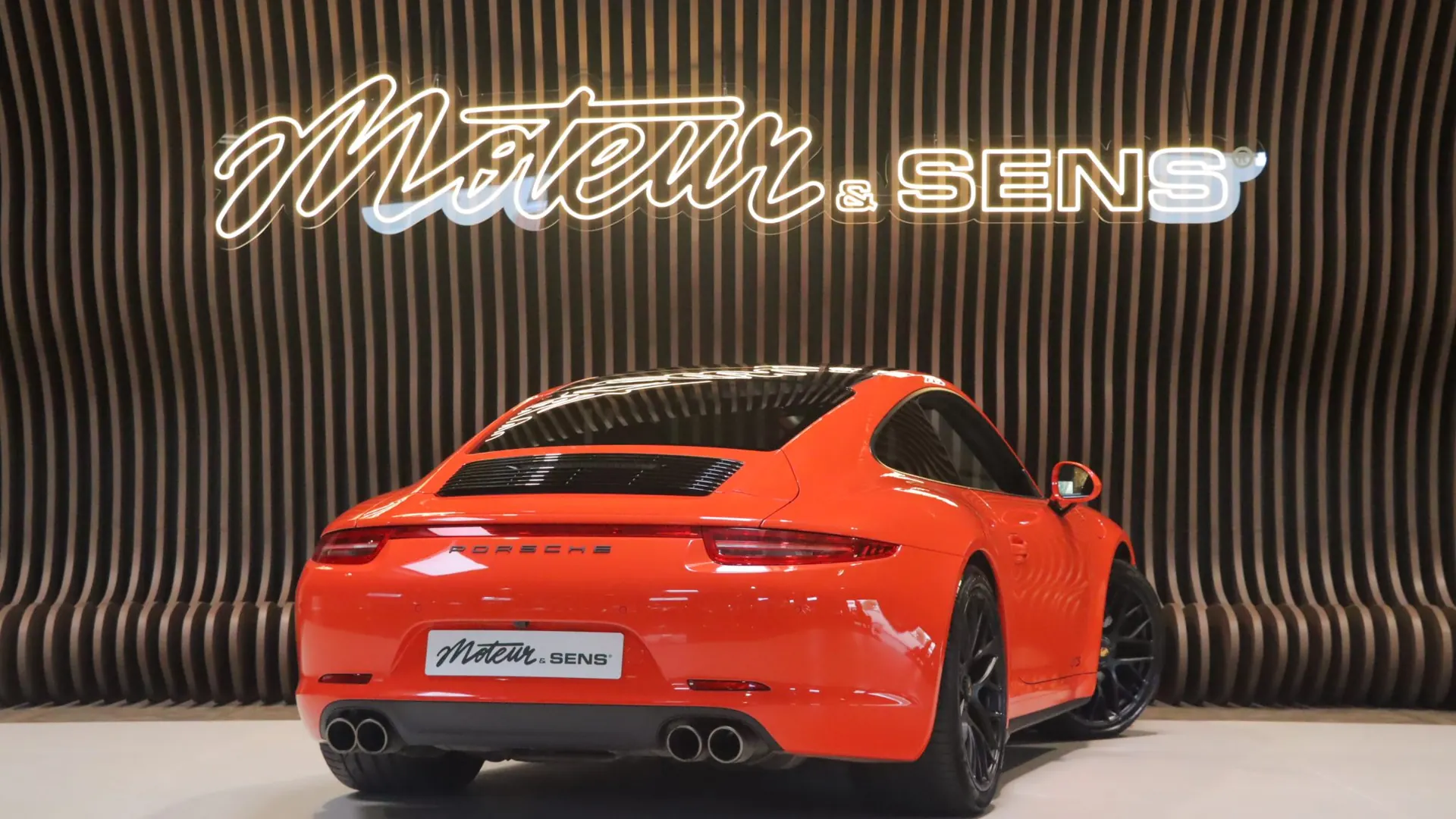 Porsche 911 — photo 2