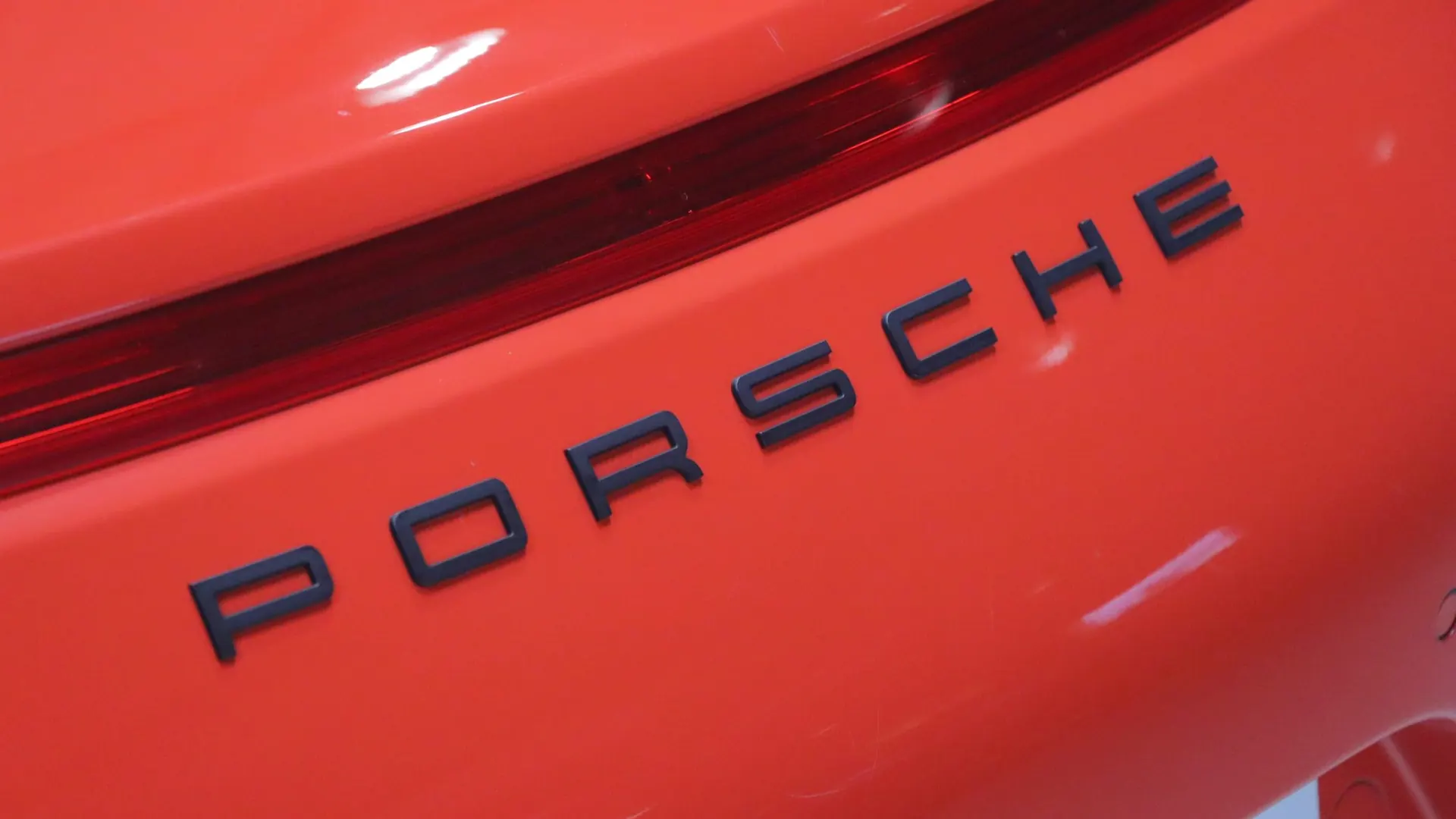 Porsche 911 — photo 49