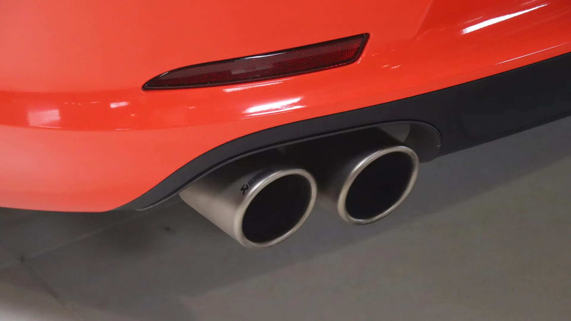 Porsche 911 — photo 50