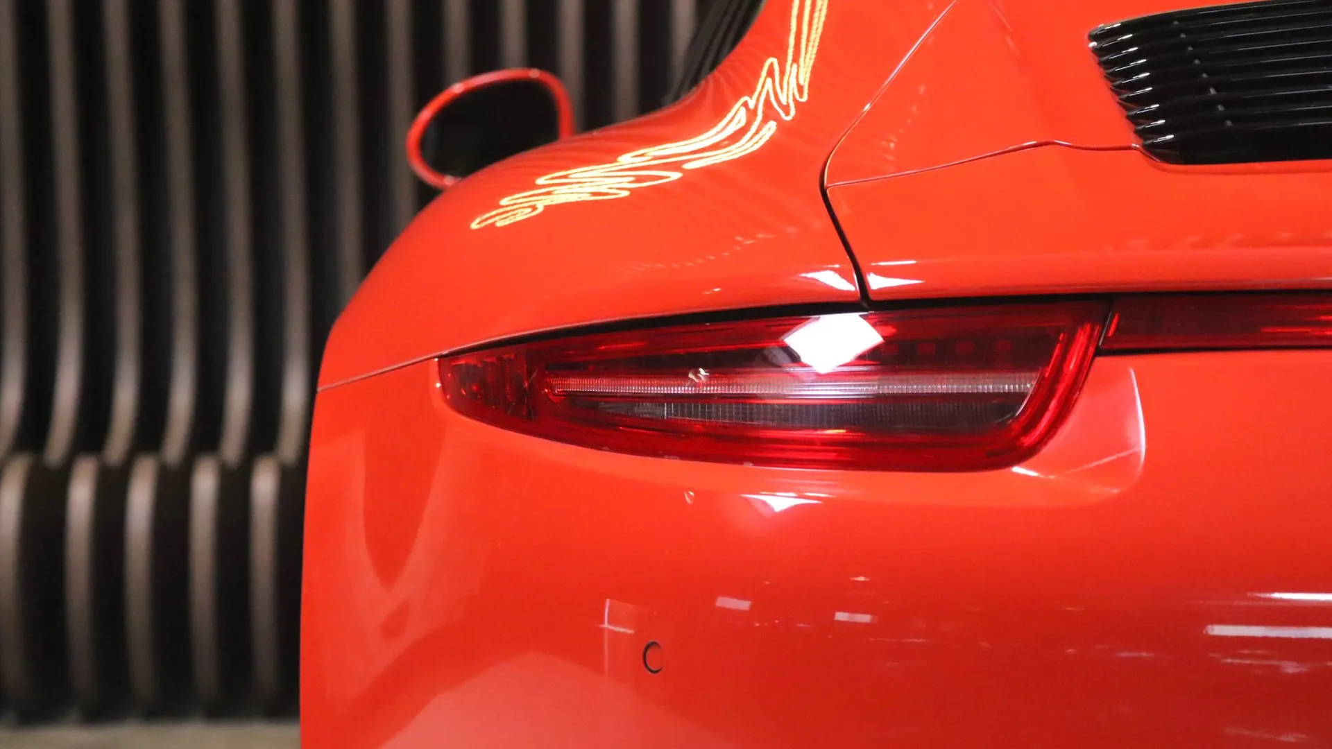 Porsche 911 — photo 47