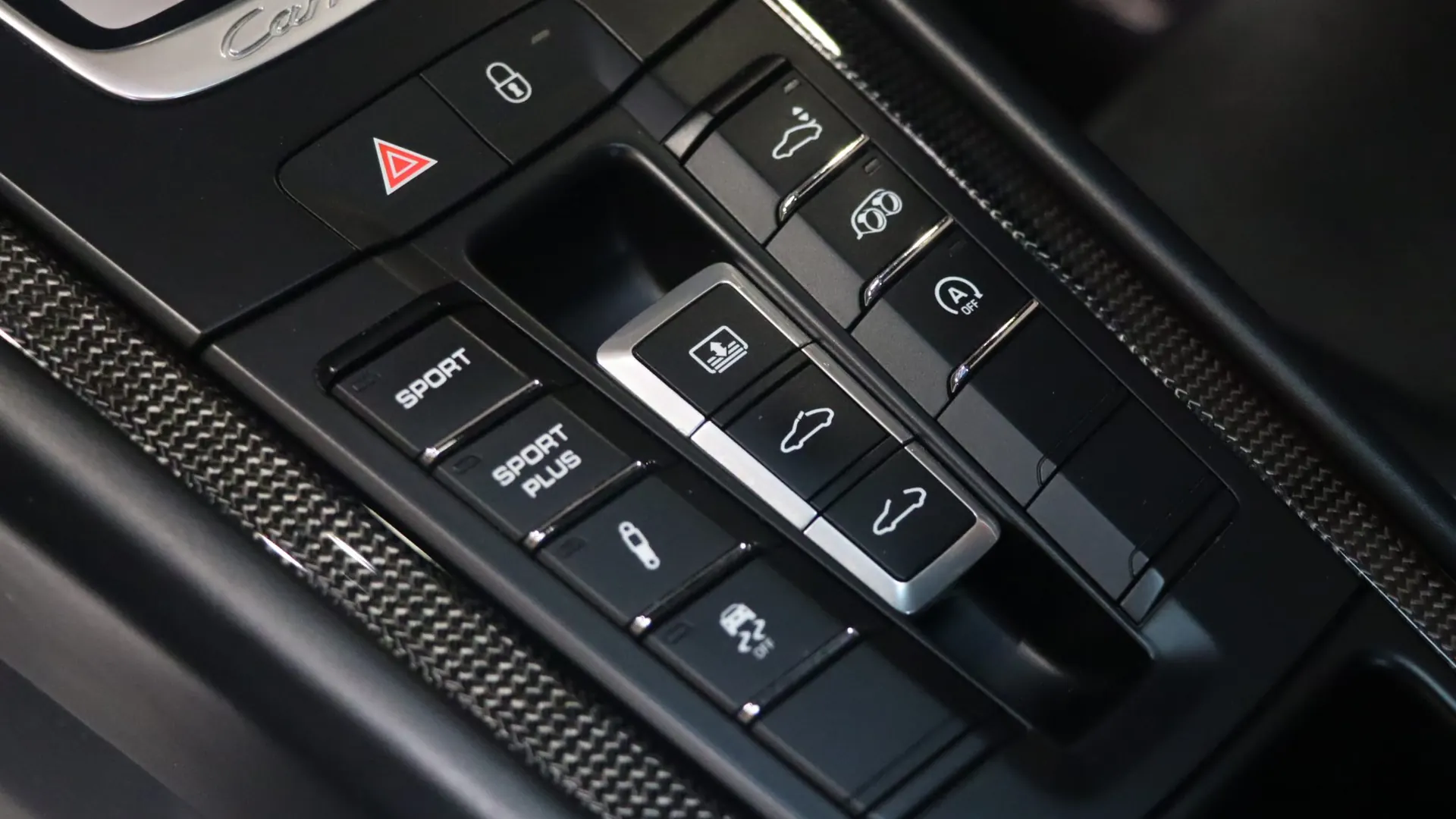 Porsche 911 — photo 31
